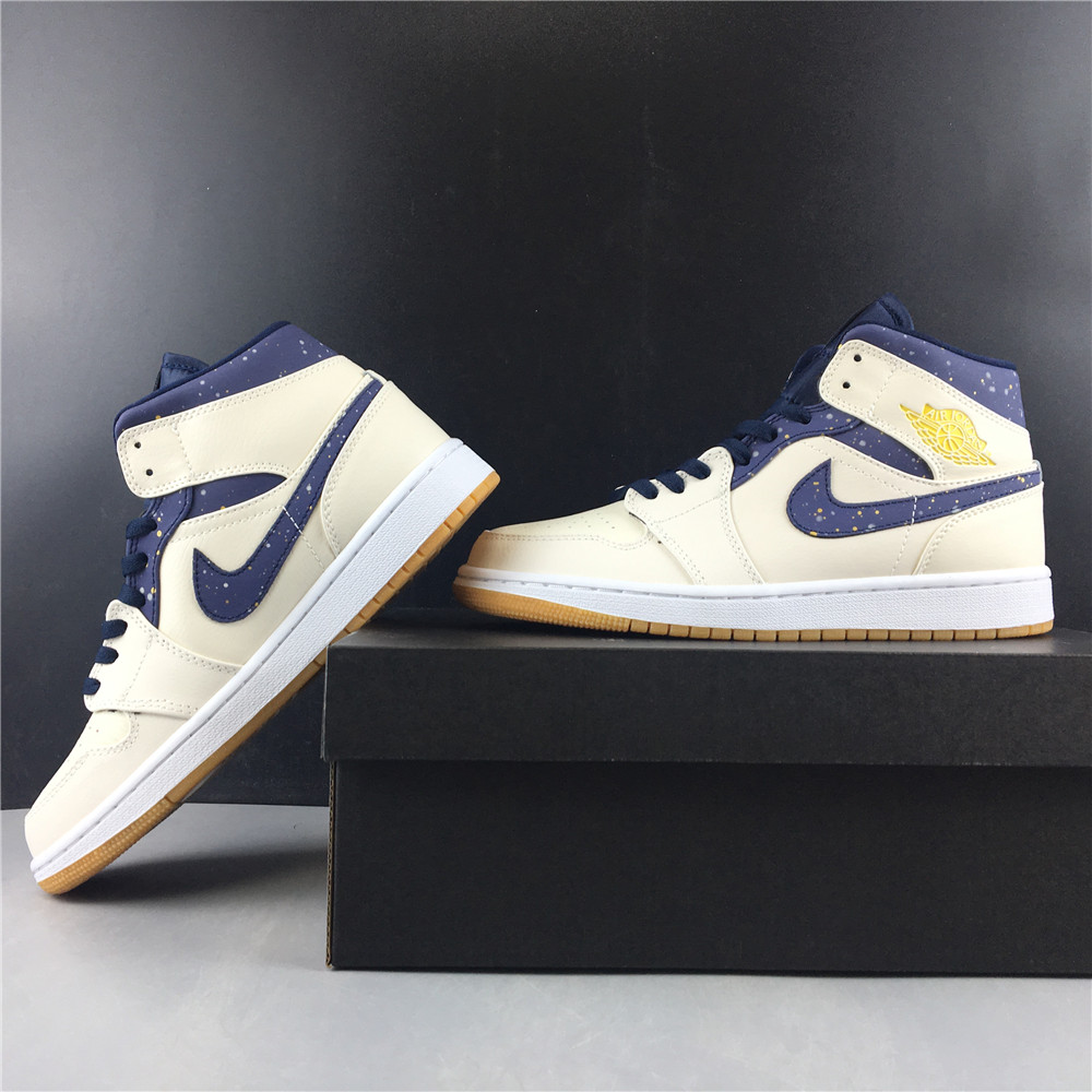 Air Jordan 1 Retro Mid Jeter AH6342-104