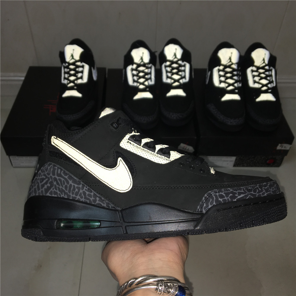 Air Jordan 3 Tinker “Black Cat” AJ3-902027