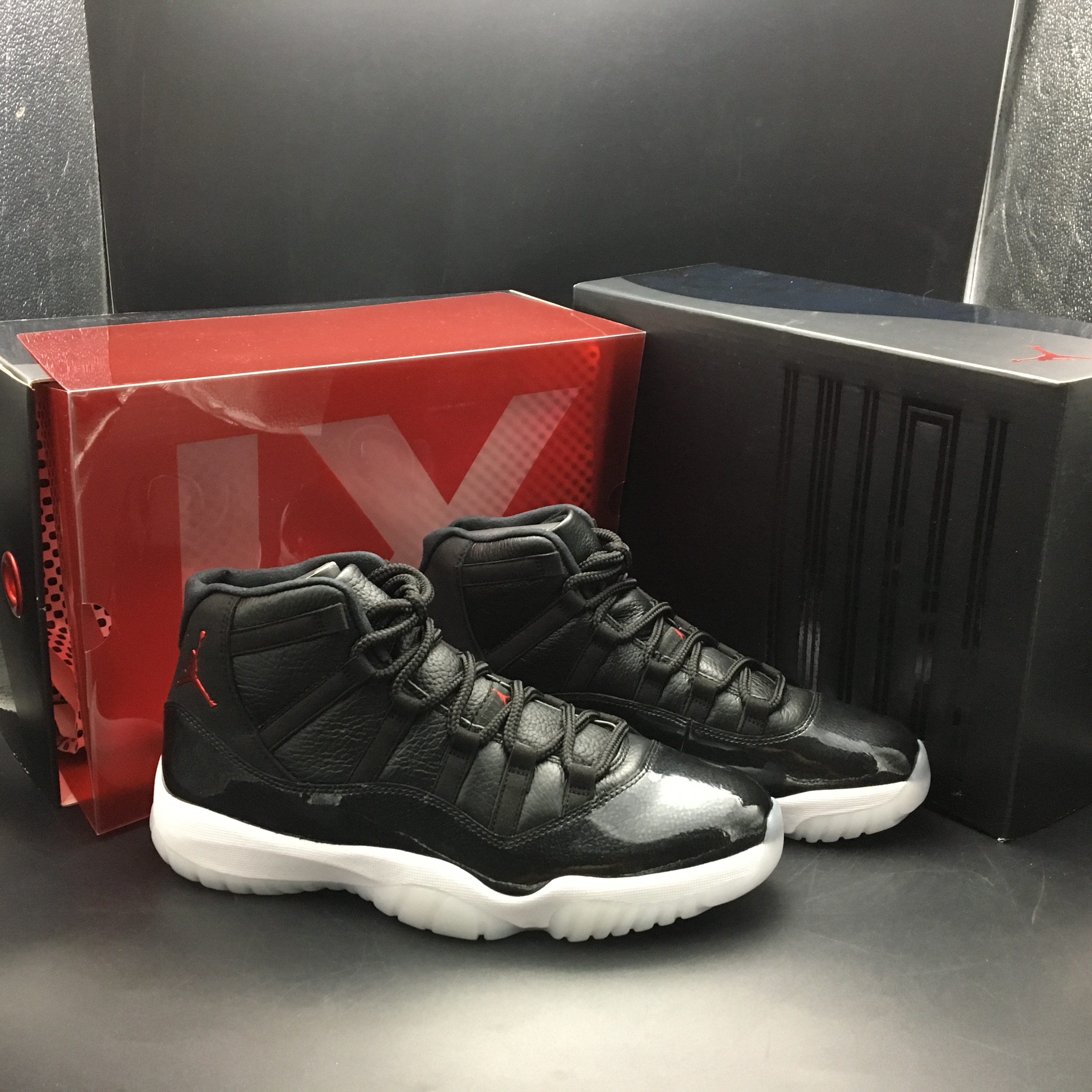Air Jordan 11 Retro 72-10 378037-002