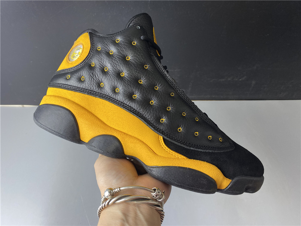 Air Jordan 13 Retro PE OREGON DUCKS AR4390-035