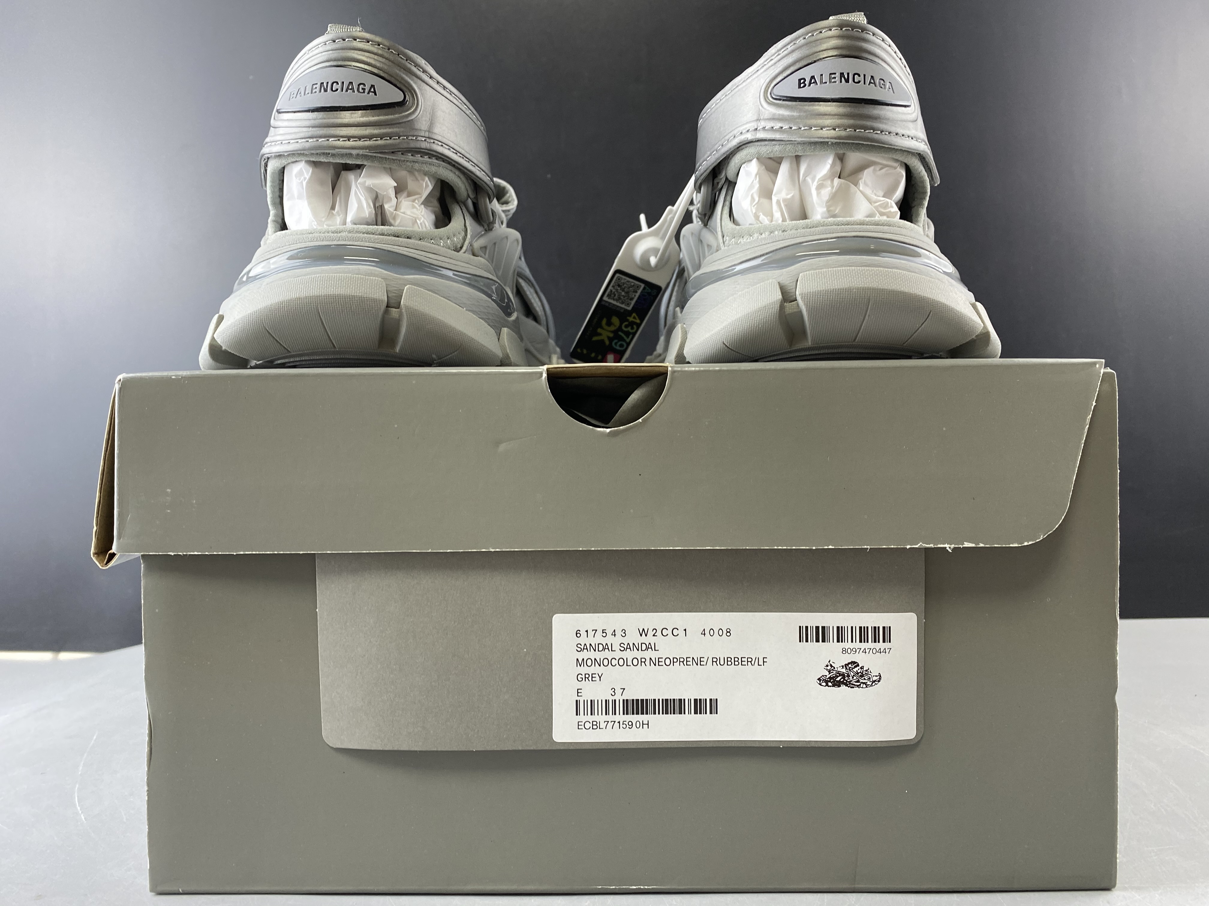 Blncig Track Sandal Grey 617543 W2CC1 4008