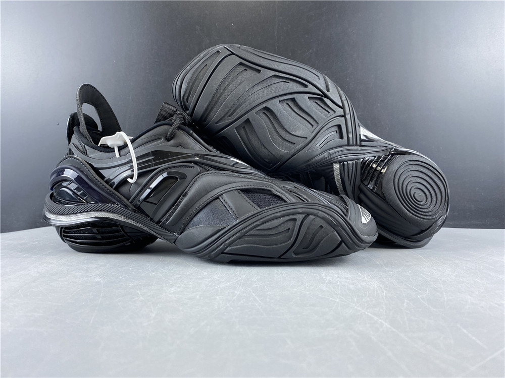 Blncig 5.0 Tyrex All Black Item No 617517W2TA11000