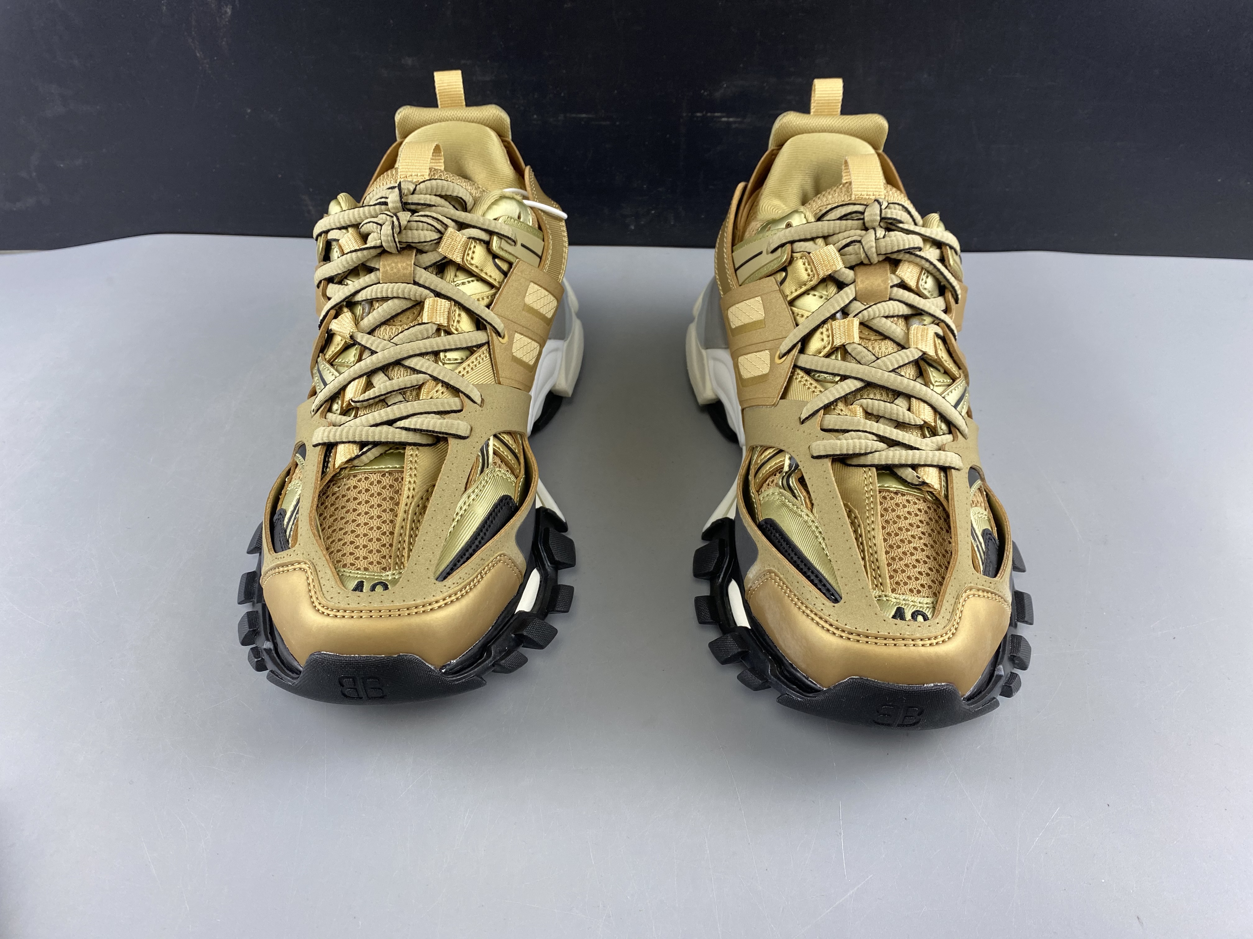 Blncig Track Trainers Gold