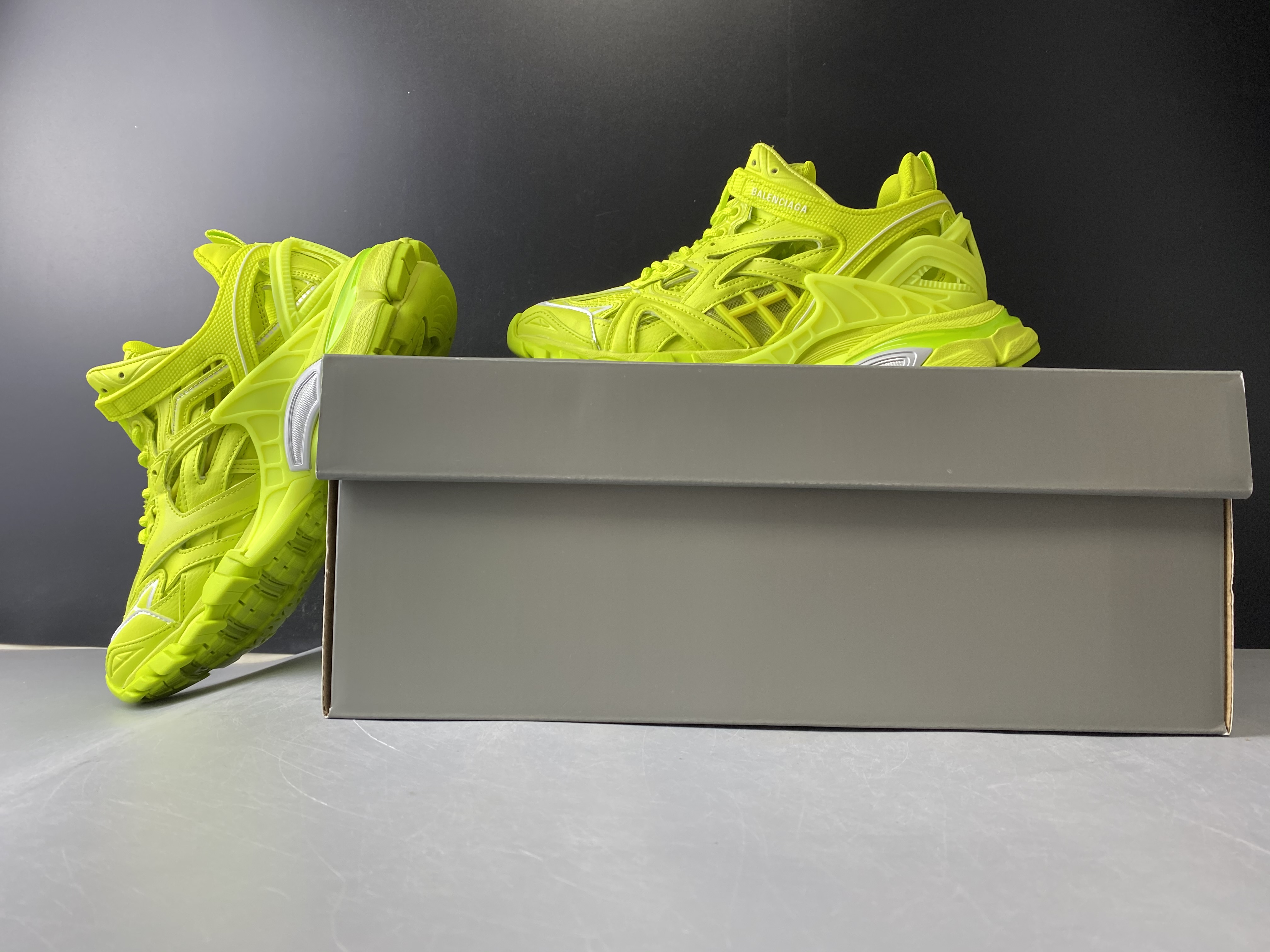 Blncig Track 2 Tennis Green