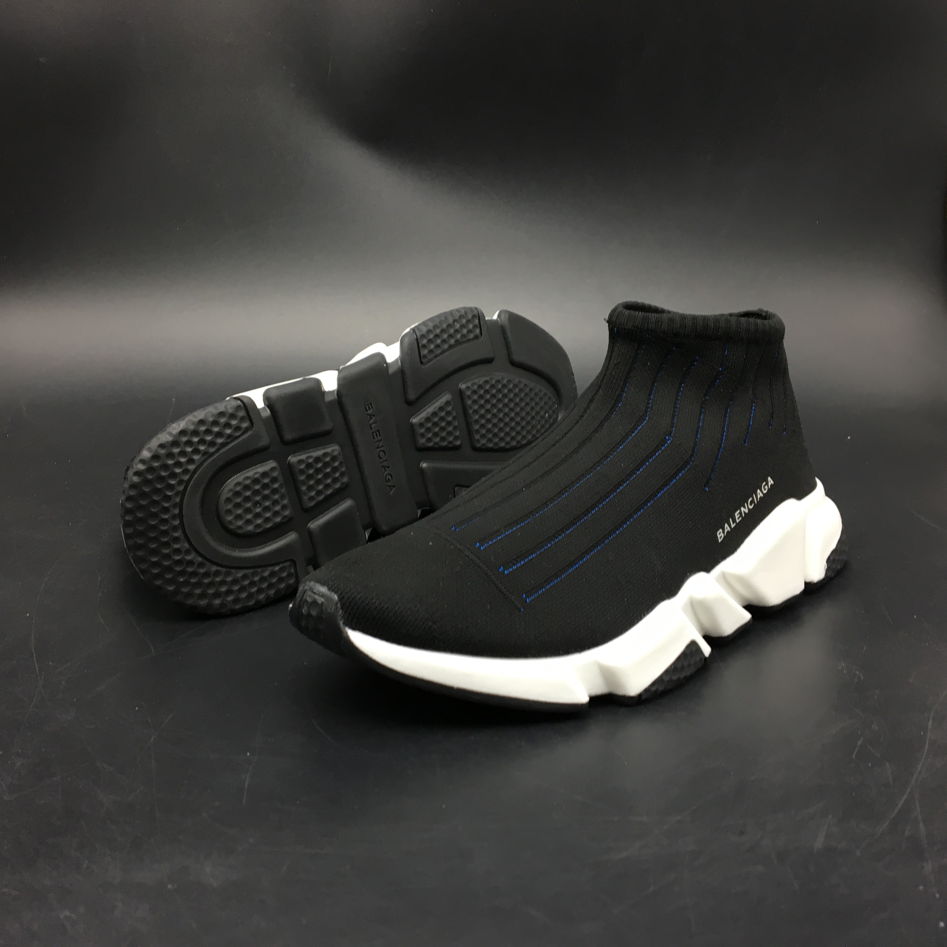 Blncig Black Blue White 458653-W50G0-1000