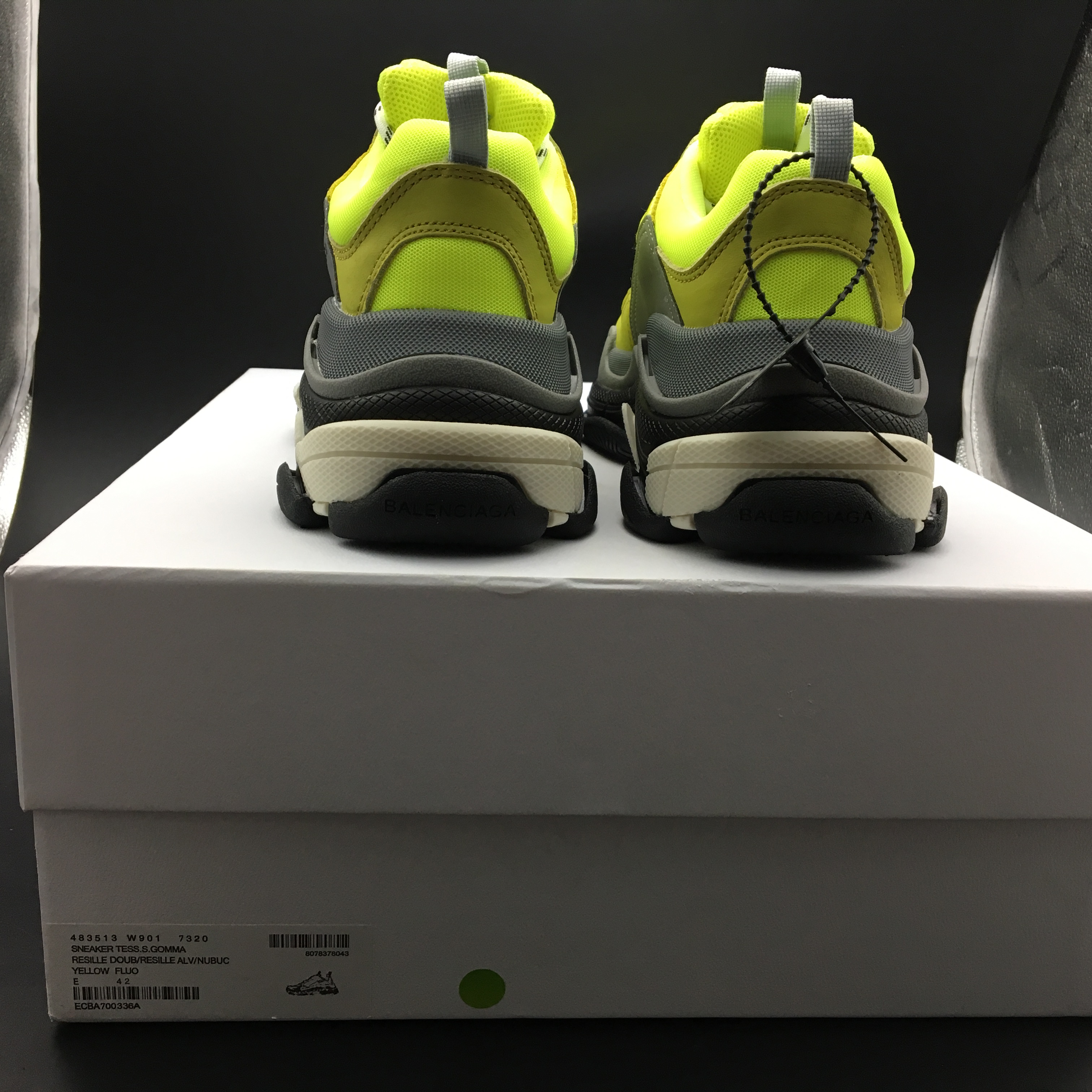 Blncig Tripe-S 17FW Fluorescent Green Yellow 483513-W901-7320
