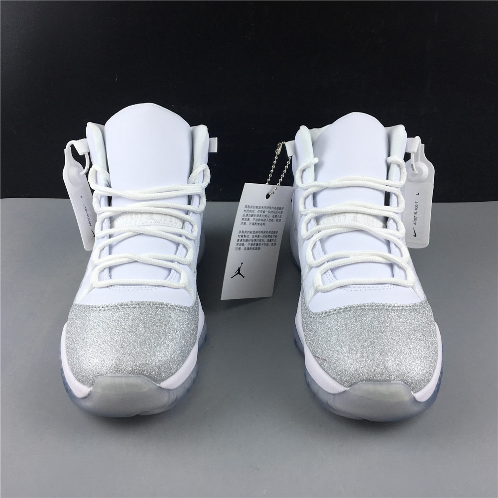 Air Jordan 11 WMNS Metallic Silver