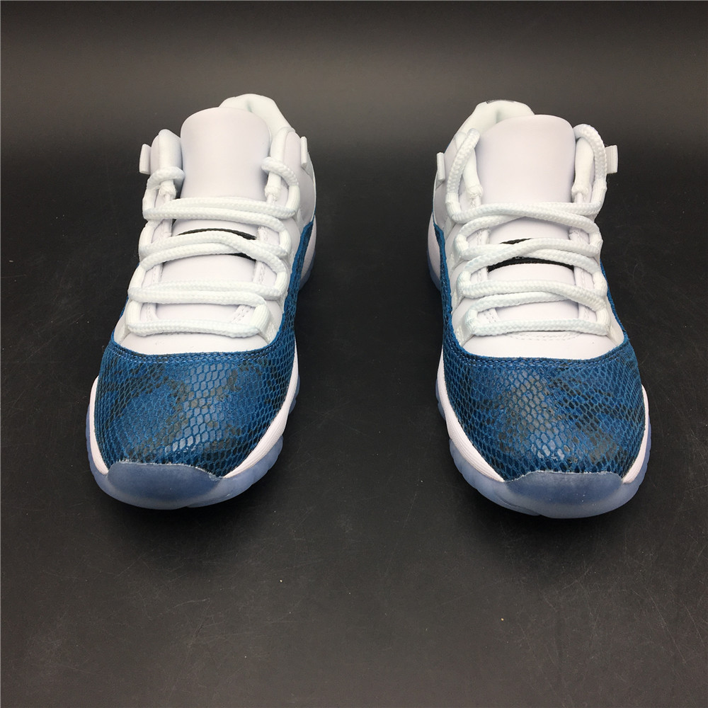 Air Jordan 11 Low Navy Blue Snakeskin white and blue CD6846-102
