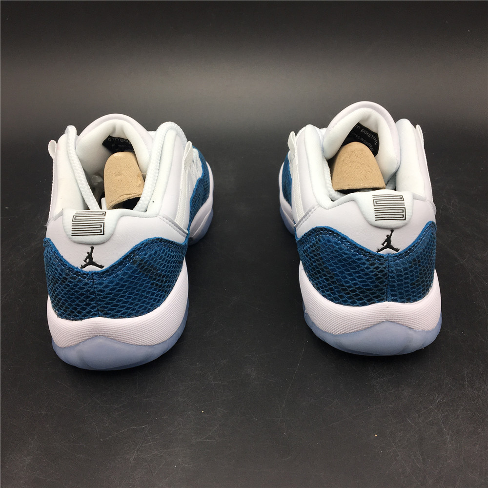 Air Jordan 11 Low Navy Blue Snakeskin white and blue CD6846-102