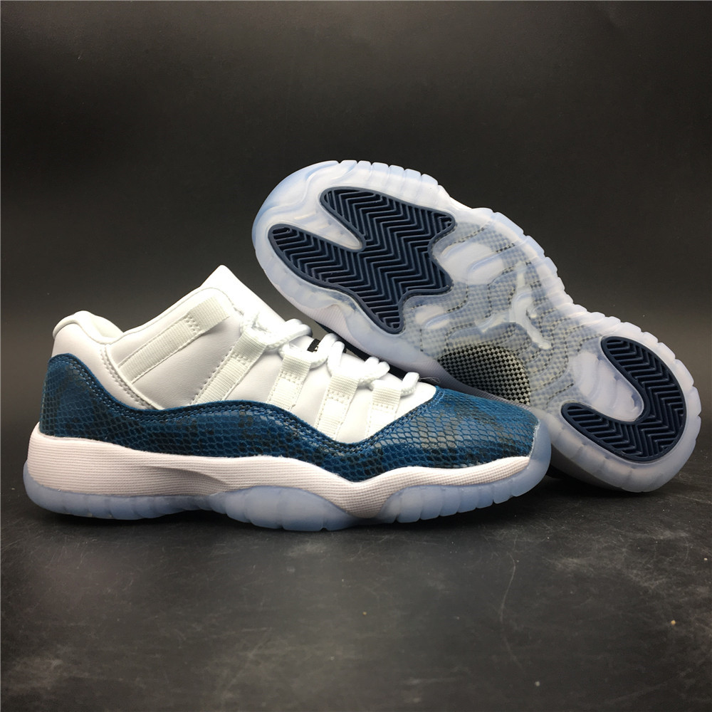 Air Jordan 11 Low Navy Blue Snakeskin white and blue CD6846-102