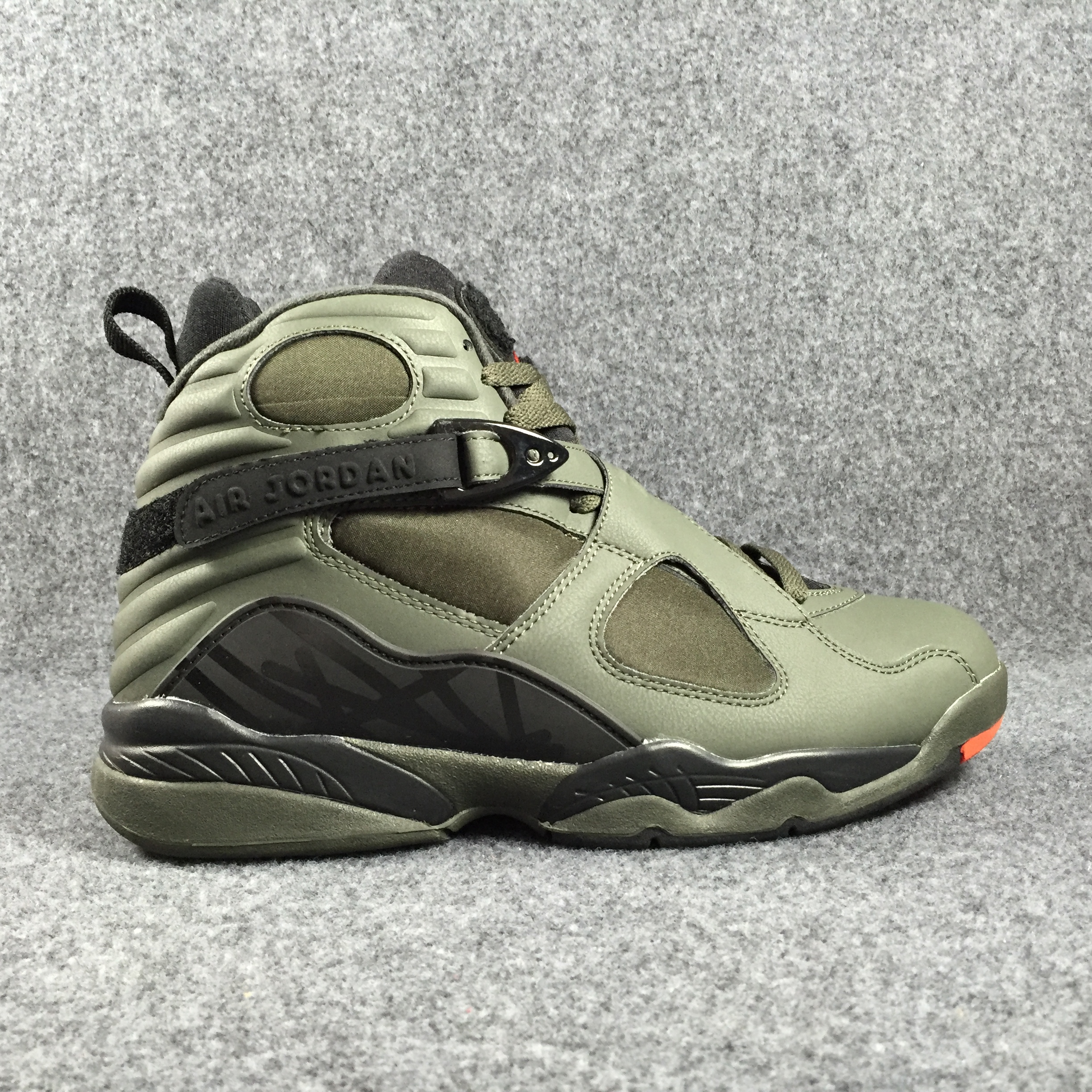 Air Jordan 8 Take Flight Undefeated 305381-305