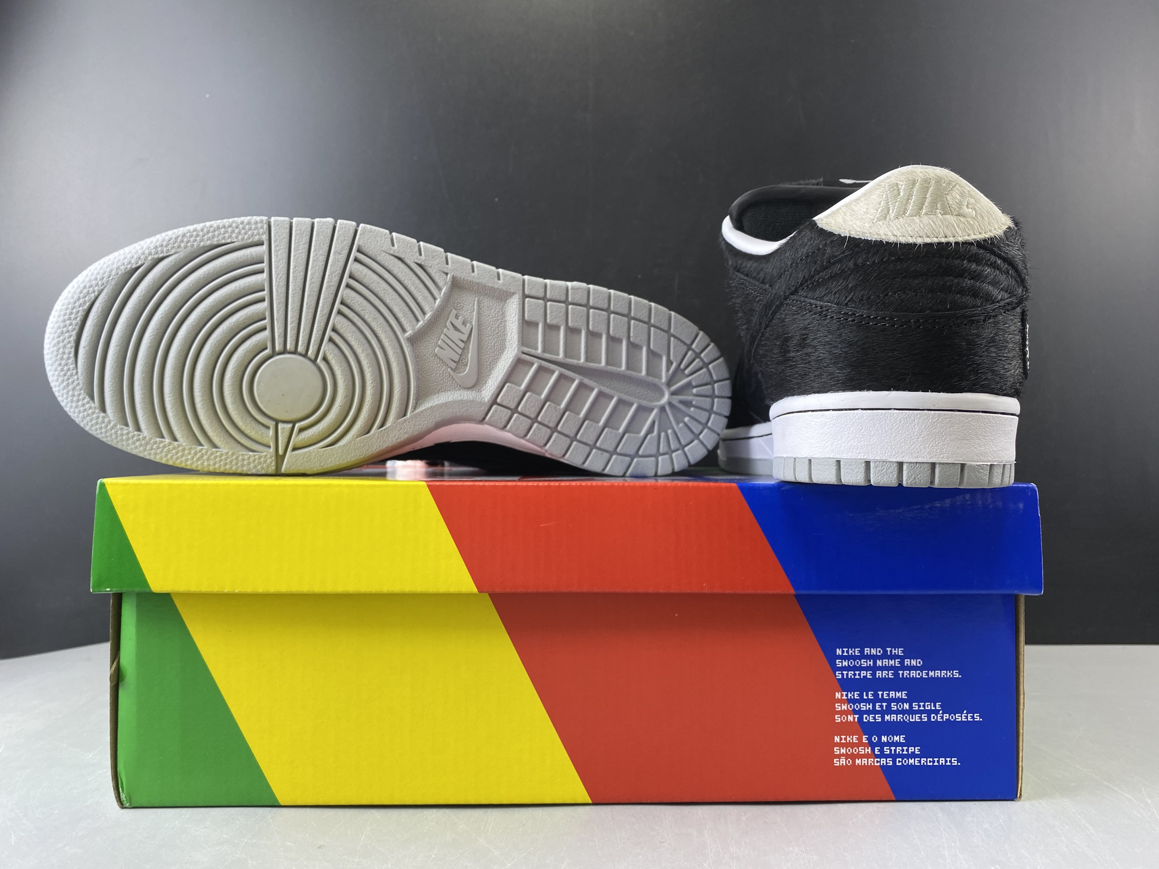 Nike SB Dunk Low Violent Bear Black Plush (2020) CZ5127 001