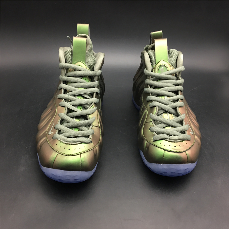 Nike Air Foamposite One Iridescent AA3963-001