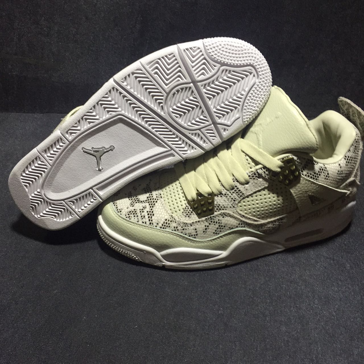 Air Jordan 4 Retro Snakeskin 819139-030