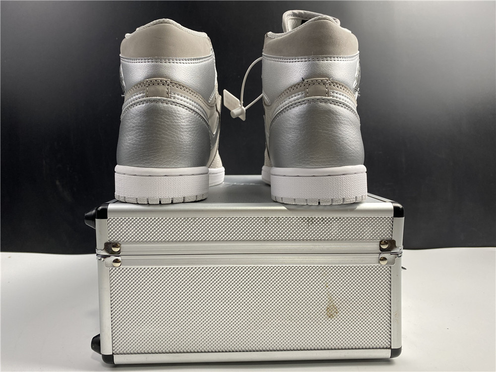 Air Jordan 1 Retro High CO Japan Neutral Grey (Suitcase) DA0382-029