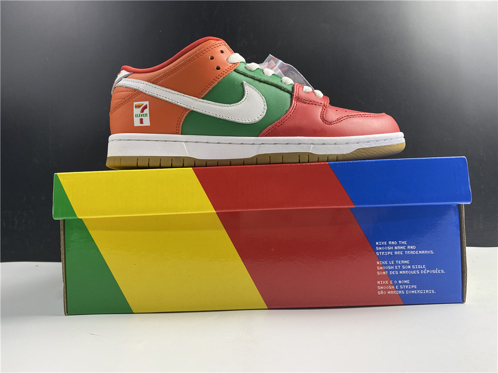 Nike SB Dunk Low 7 Eleven CZ5130-600