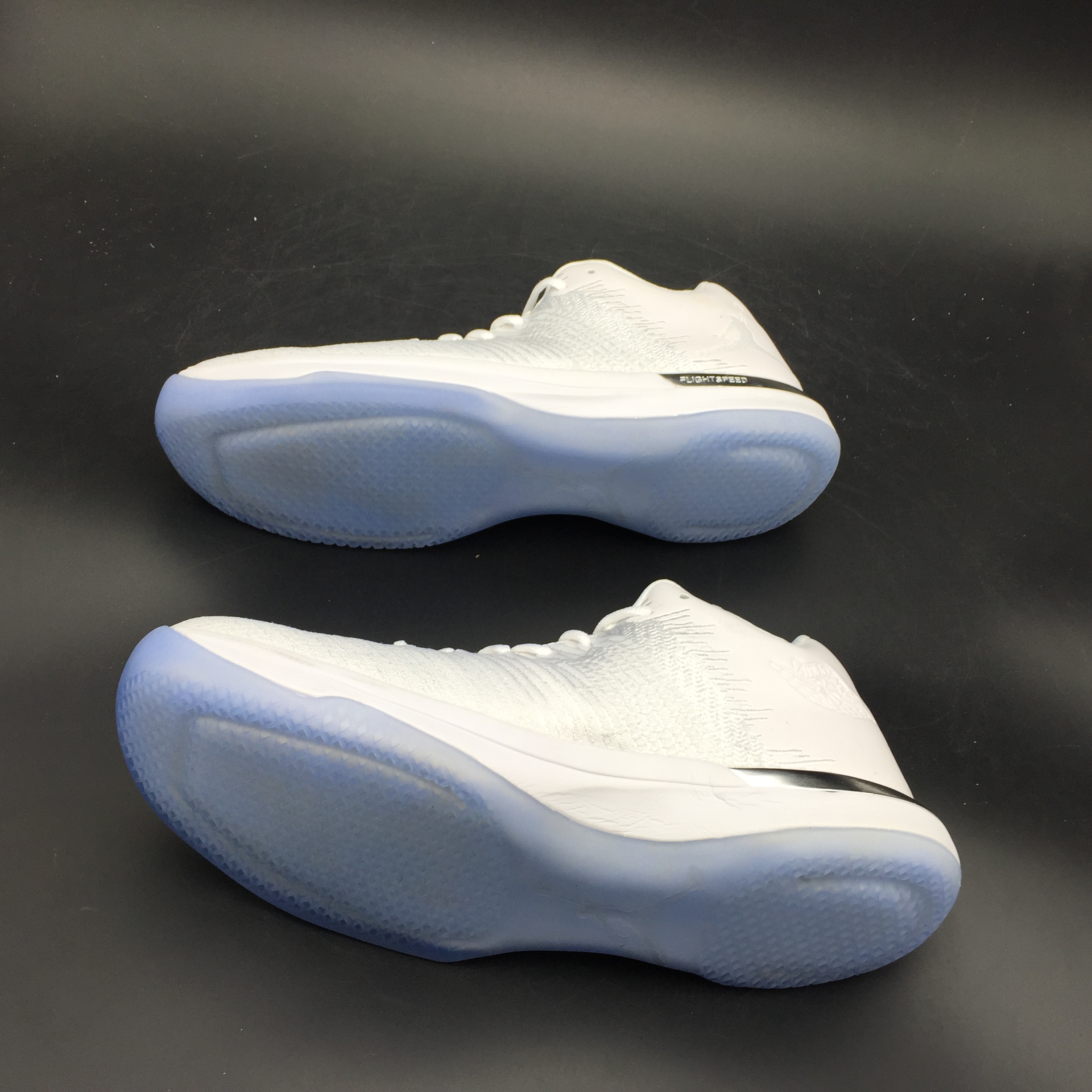 Air Jordan XXX1 Low White Pure Platinum 897564-100