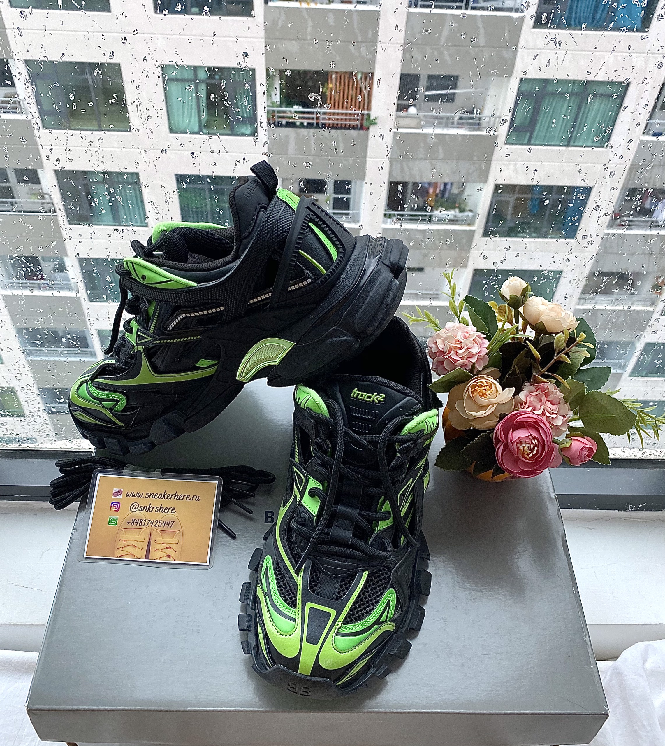 Blncig Track 2 Black Green 568614W2GN31086