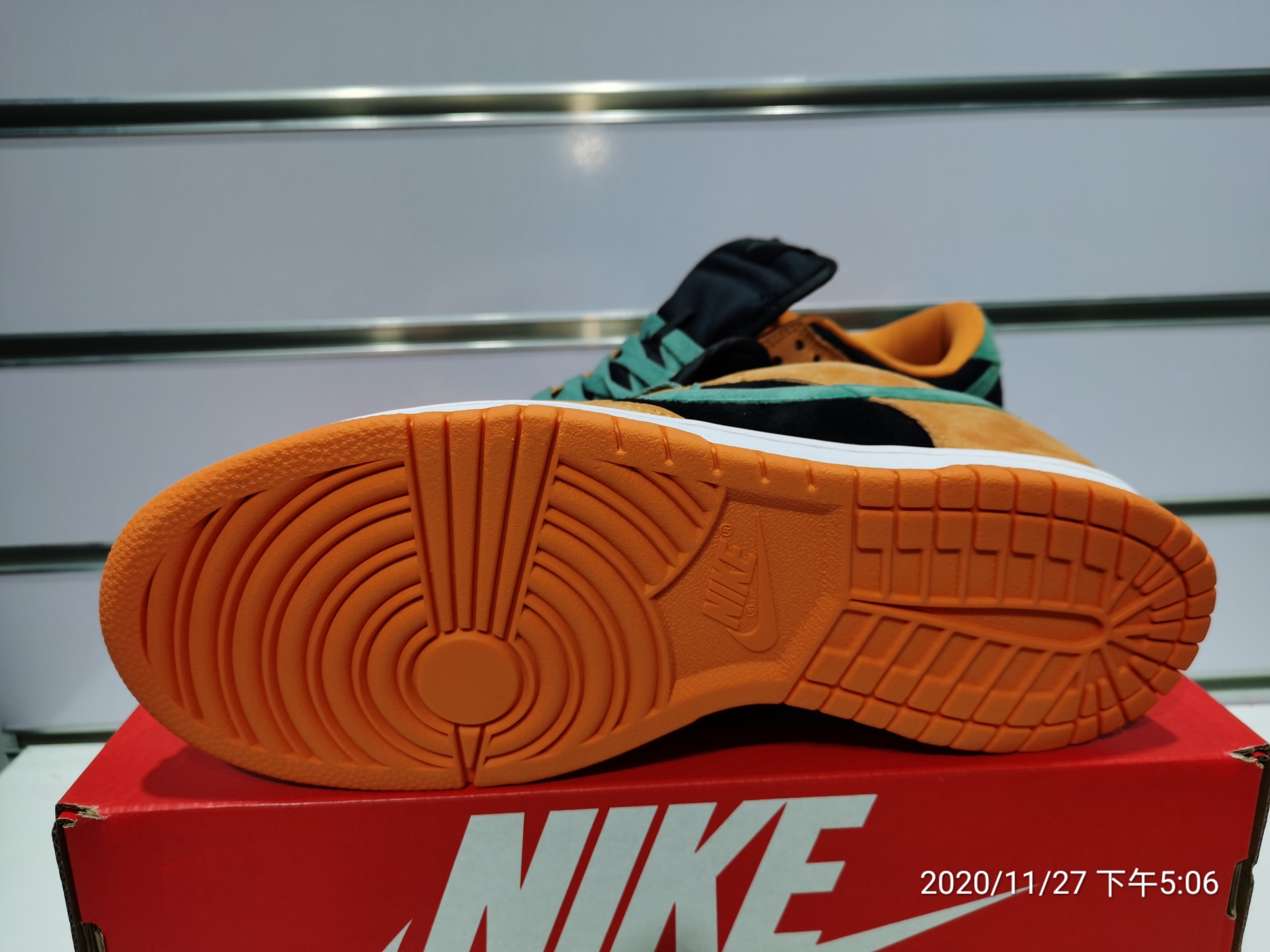 Nike Dunk Low Ceramic (2020) DA1469-001