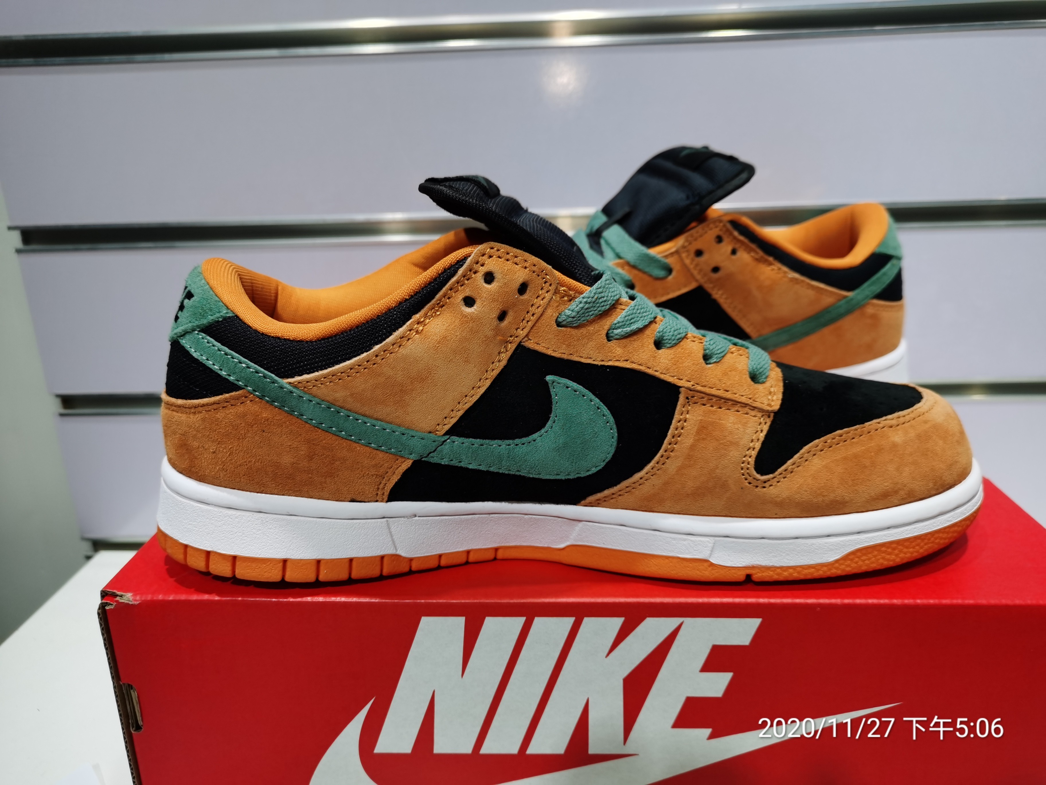 Nike Dunk Low Ceramic (2020) DA1469-001