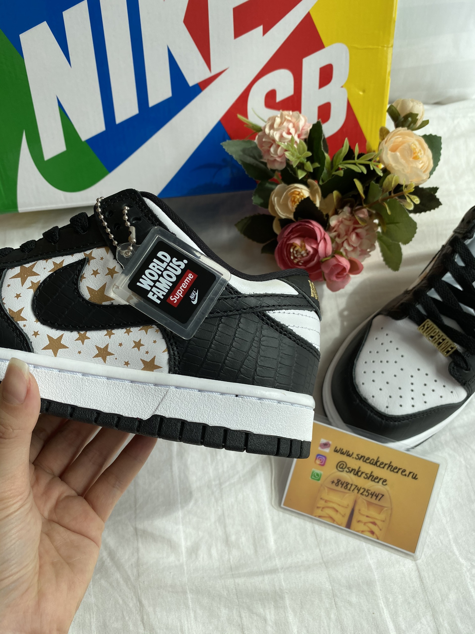 Supreme x Nike SB Dunk Low White and Black Crocodile DH3228-102