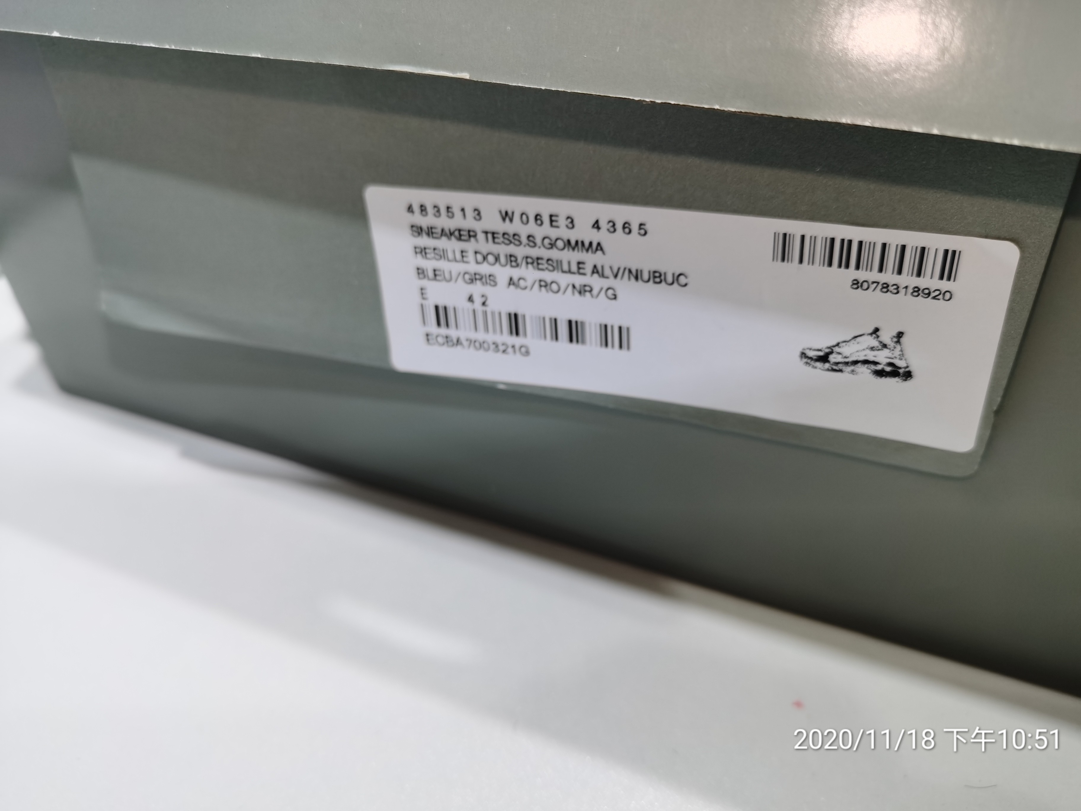 Blncig Triple S Dark Grey Red Blue 483513 W06E3 4365