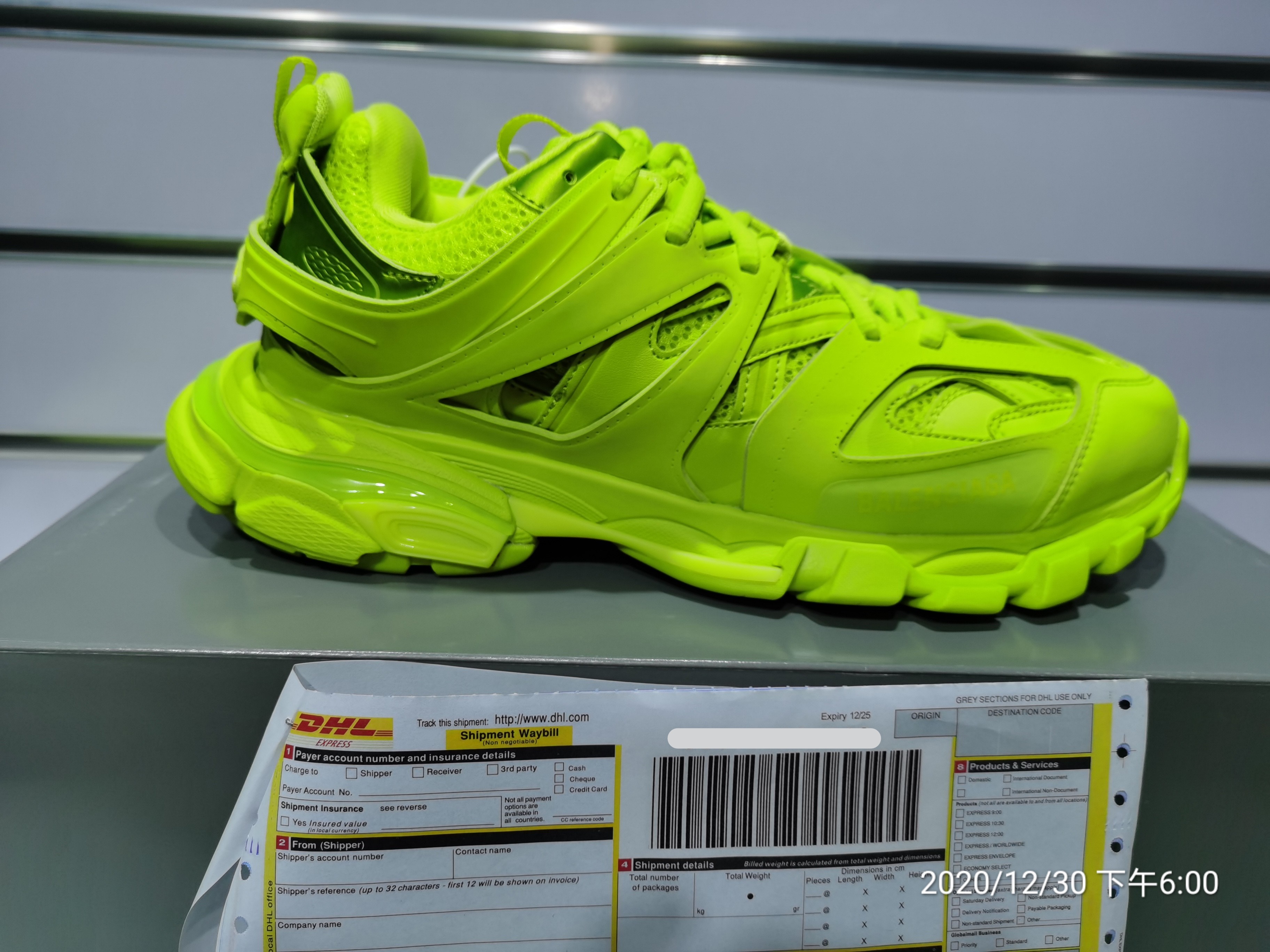 Blncig Track Sneaker Fluo Green 542436 W3AB1 3801
