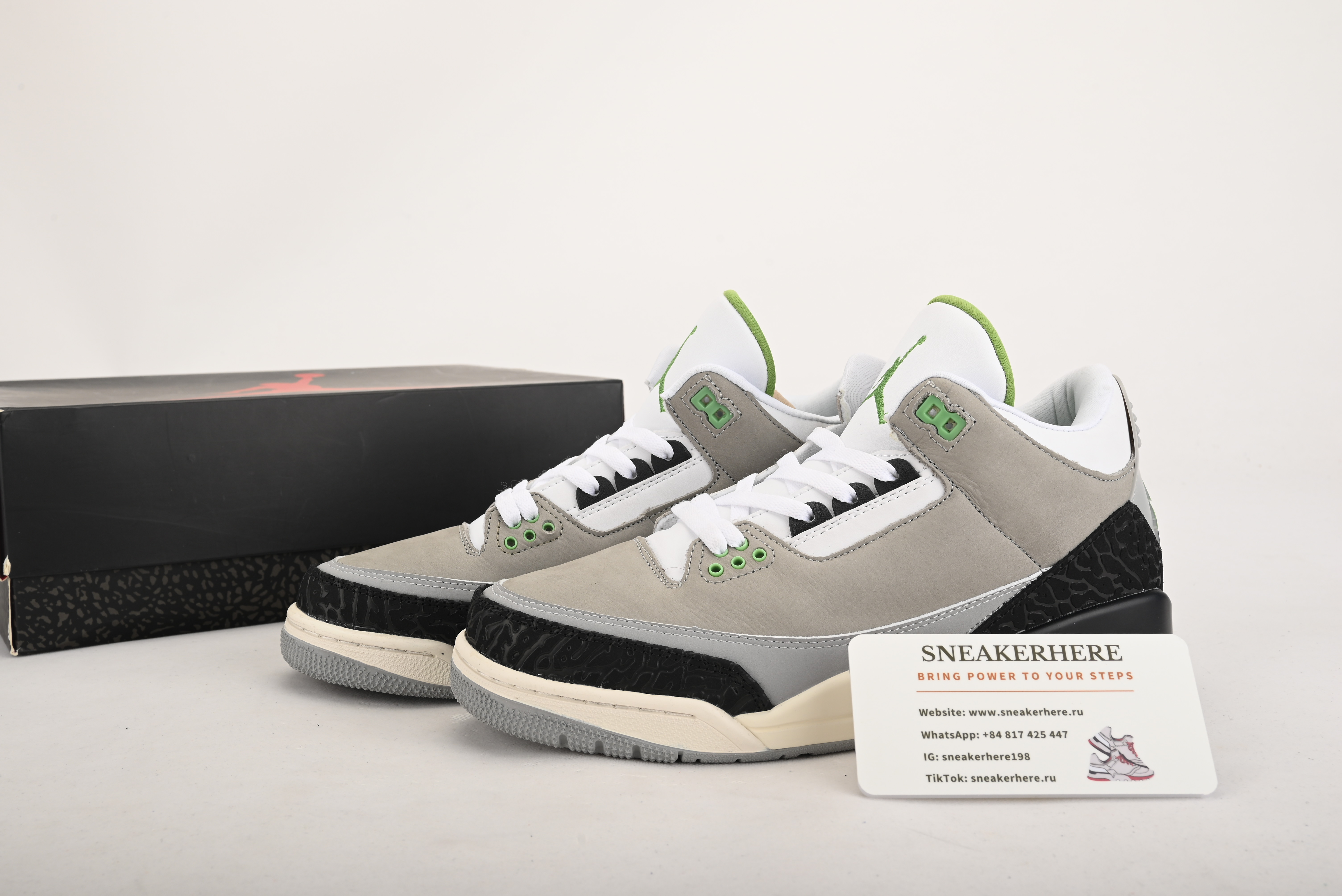 Air Jordan 3 Retro Chlorophyll 136064-006