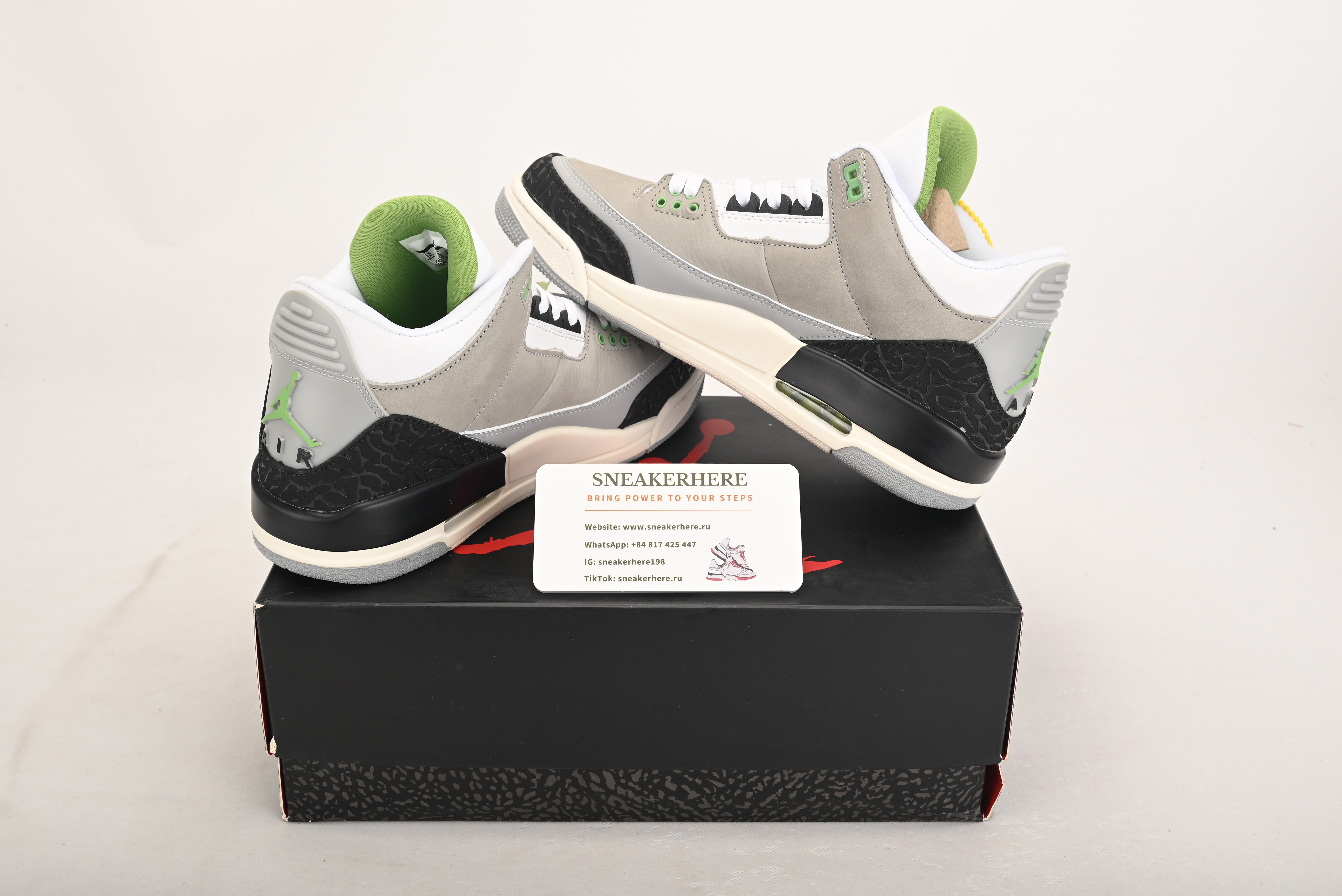 Air Jordan 3 Retro Chlorophyll 136064-006