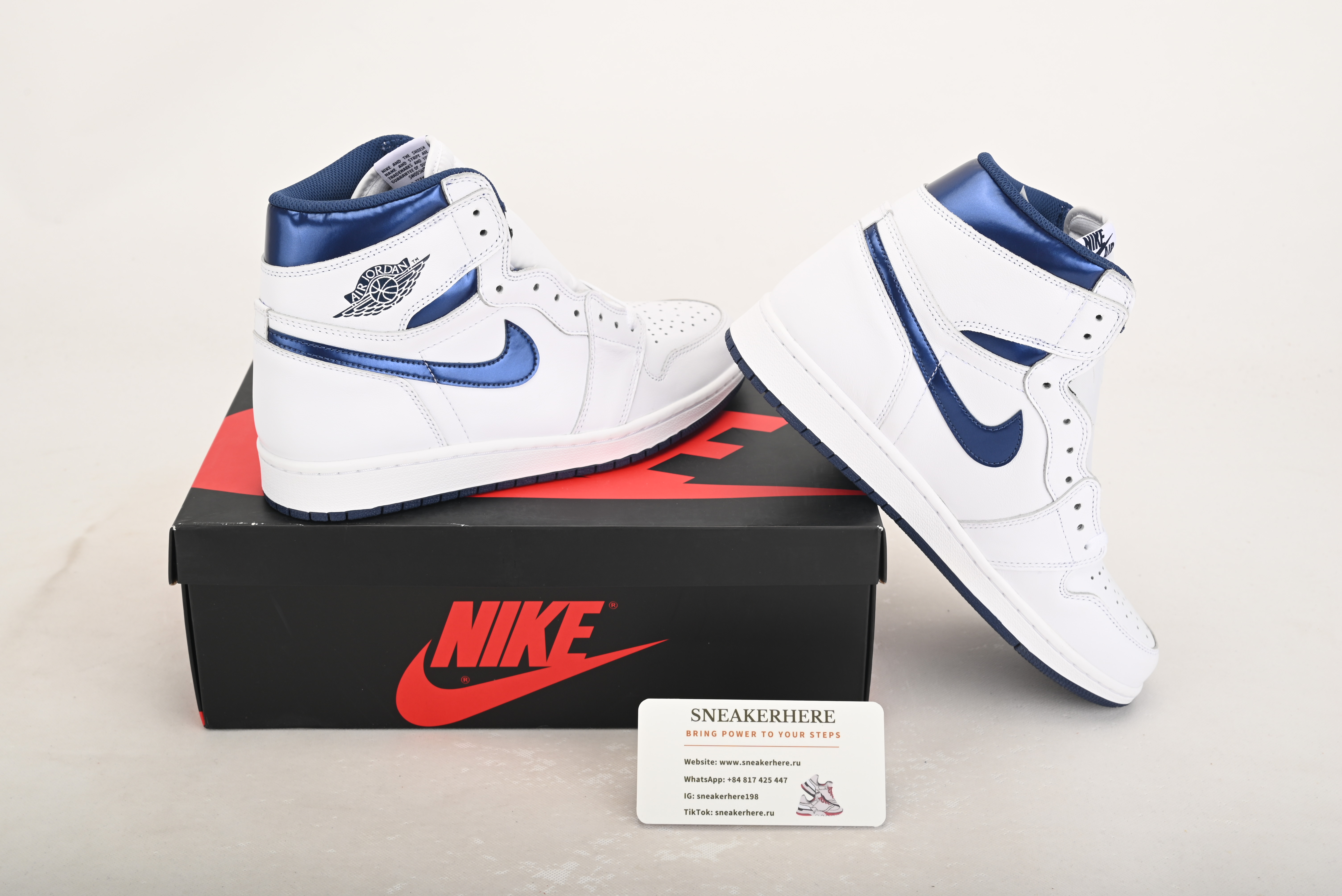 Air Jordan 1 Retro Metallic Navy 555088-106