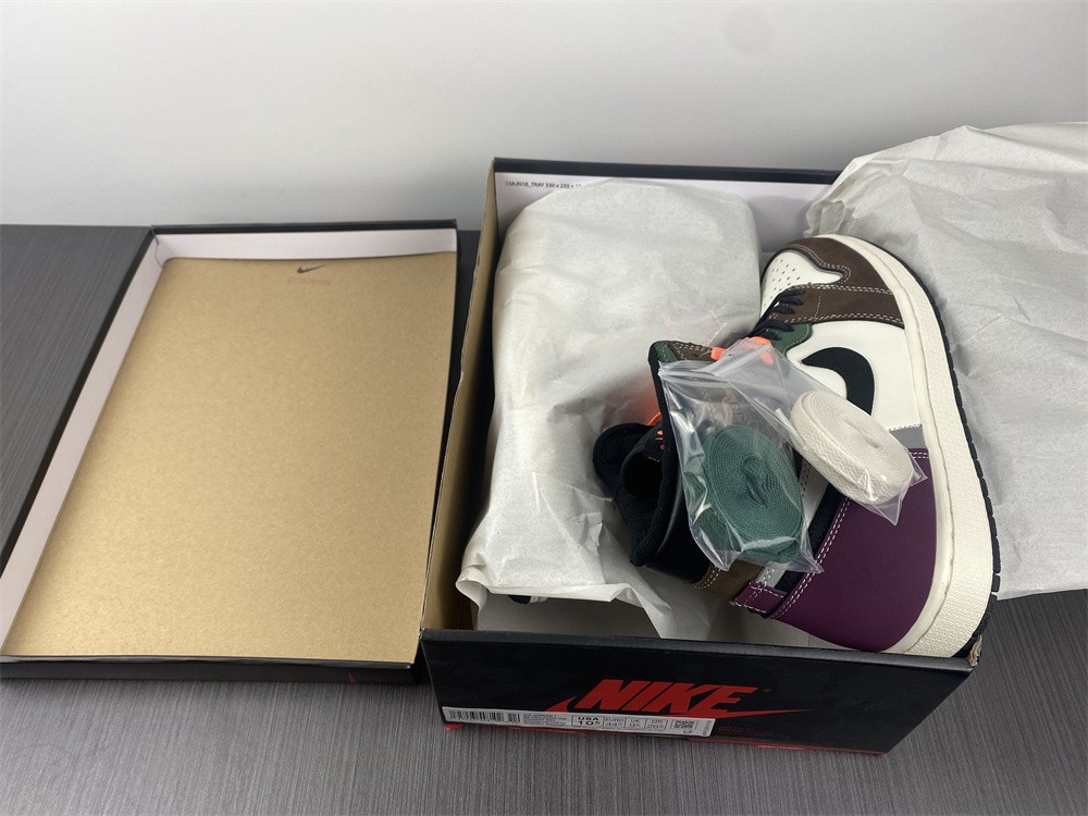 Air Jordan 1 High OG “Hand Crafted” DH3097-001