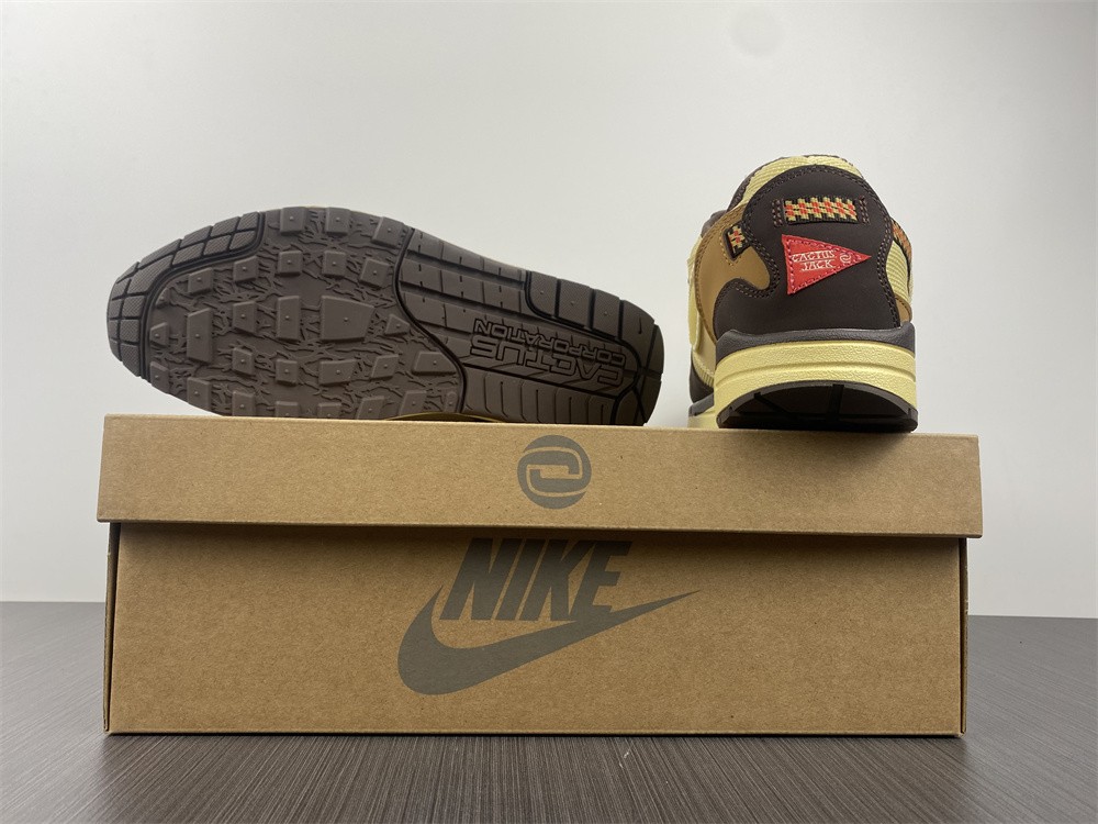 Nike Air Max 1 Cactus Jack x Travis Scott DO9392-200