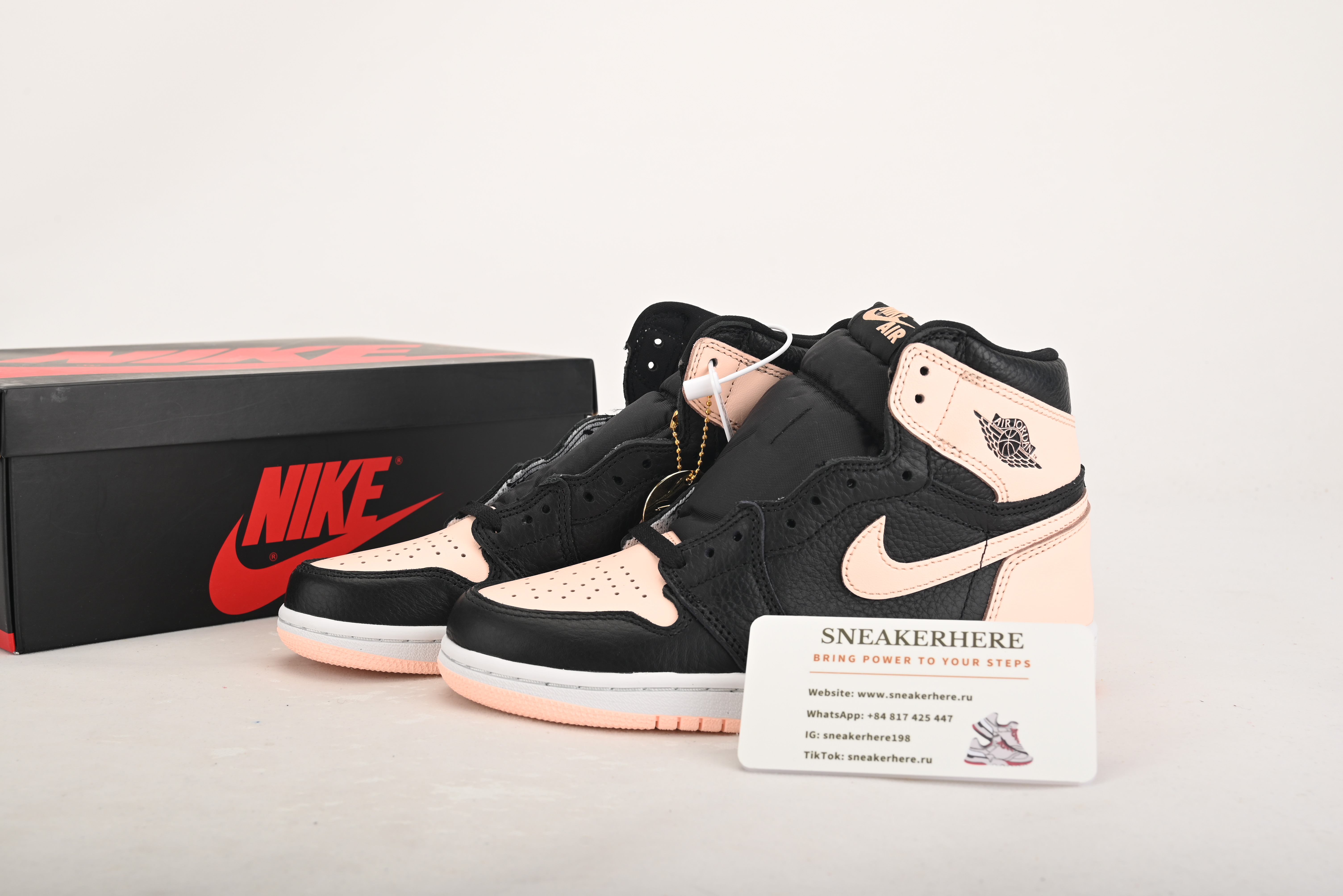 Air Jordan 1 Retro High Black Crimson Tint 555088-081