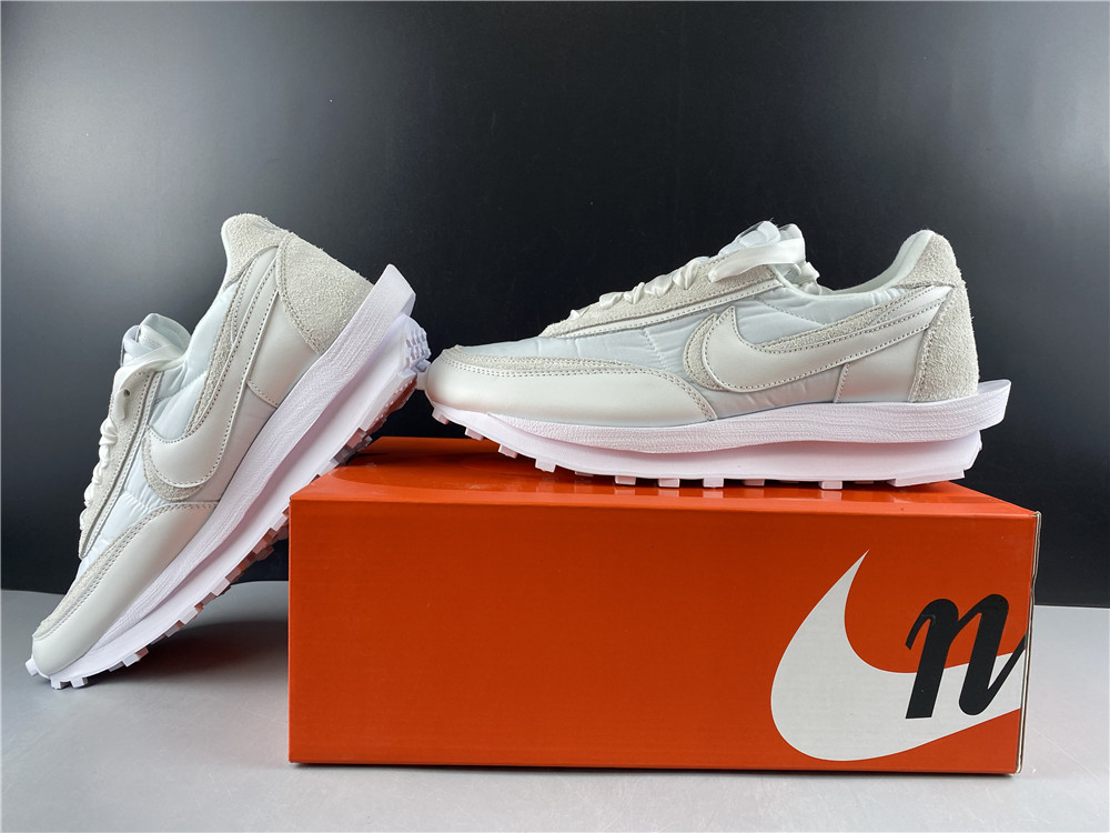 Nike LD Waffle sacai White Nylon BV0073-101