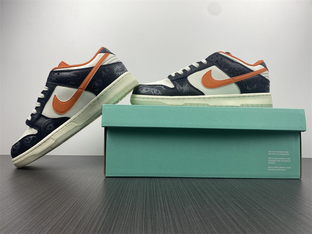 Nike Dunk Low “Halloween” DD3357-100