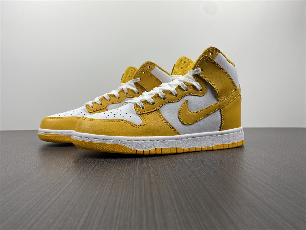 Nike Dunk High Dark Sulfur (W) DD1869-106