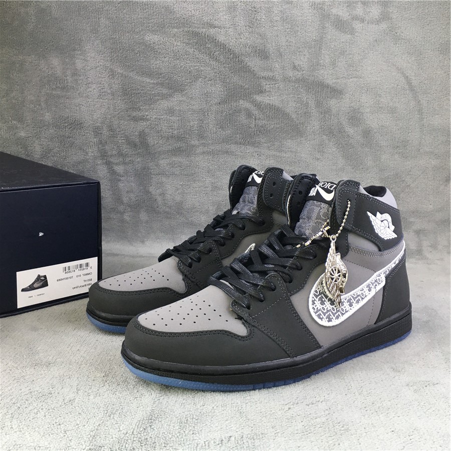 Air Jordan 1 Retro High Dioorr Black CN8607-010