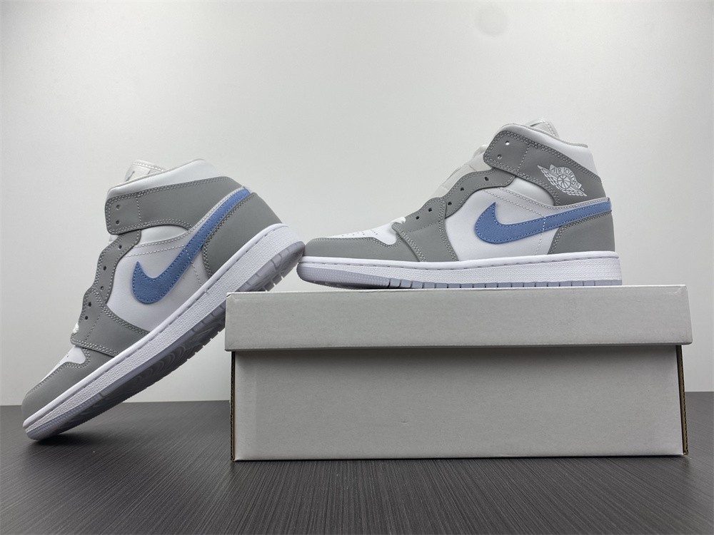 Air Jordan 1 Mid Wolf Grey Aluminum (W) BQ6472-105
