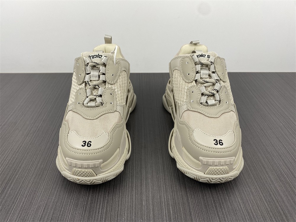 Blncig Triple S Beige (W) 524039W2FW19700