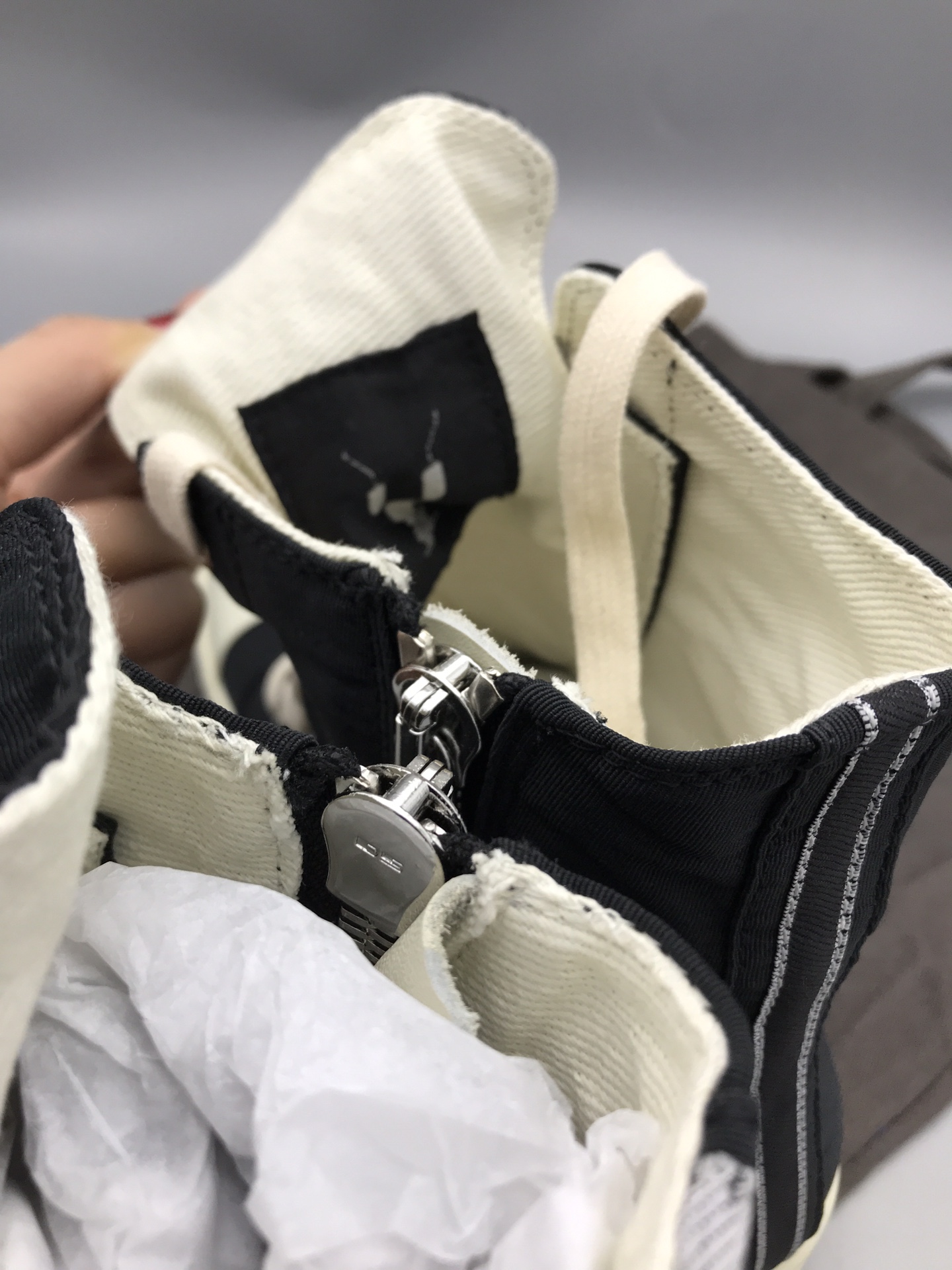 RkOwns DRKSHDW Canvas