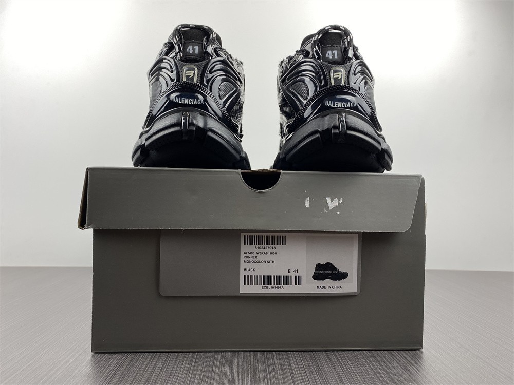 Blncig Runner Monocolor Kith Black 677403 W3RA9 1000