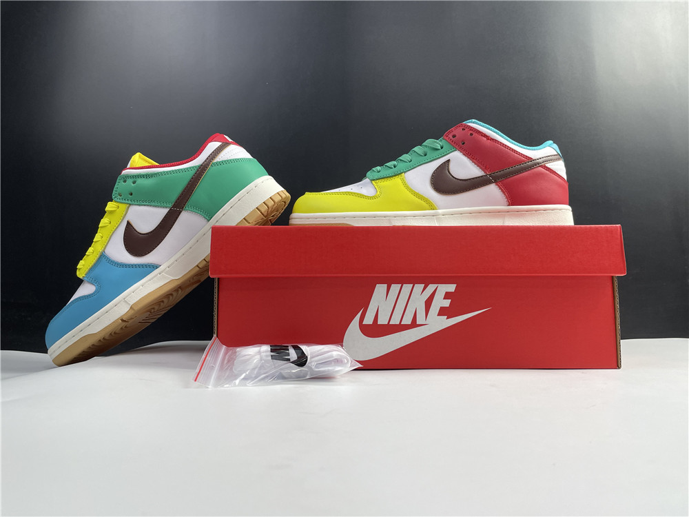 Nike Dunk Low FREE.99 DH0952-100