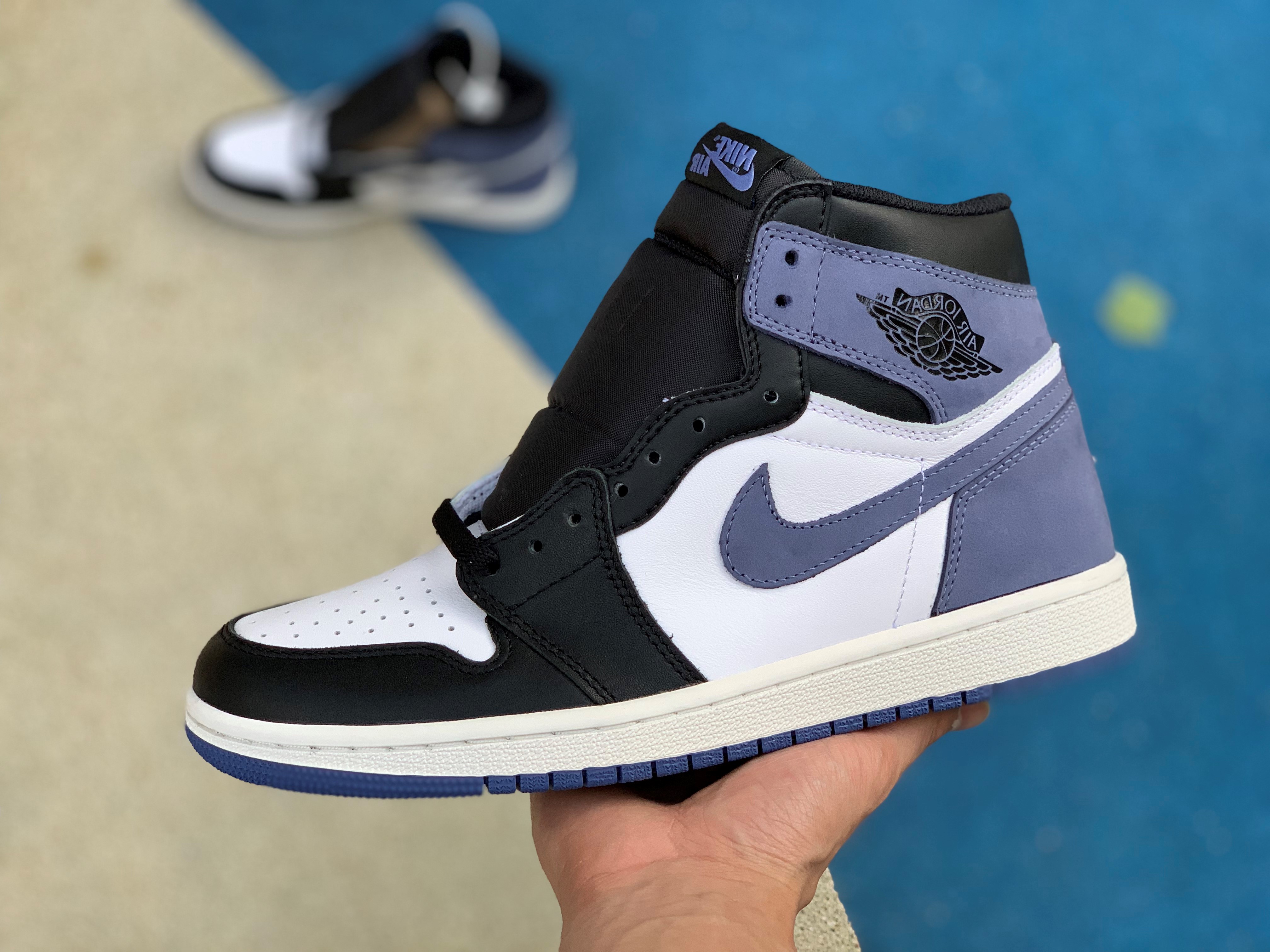 Air Jordan 1 Retro High Blue Moon 555088115