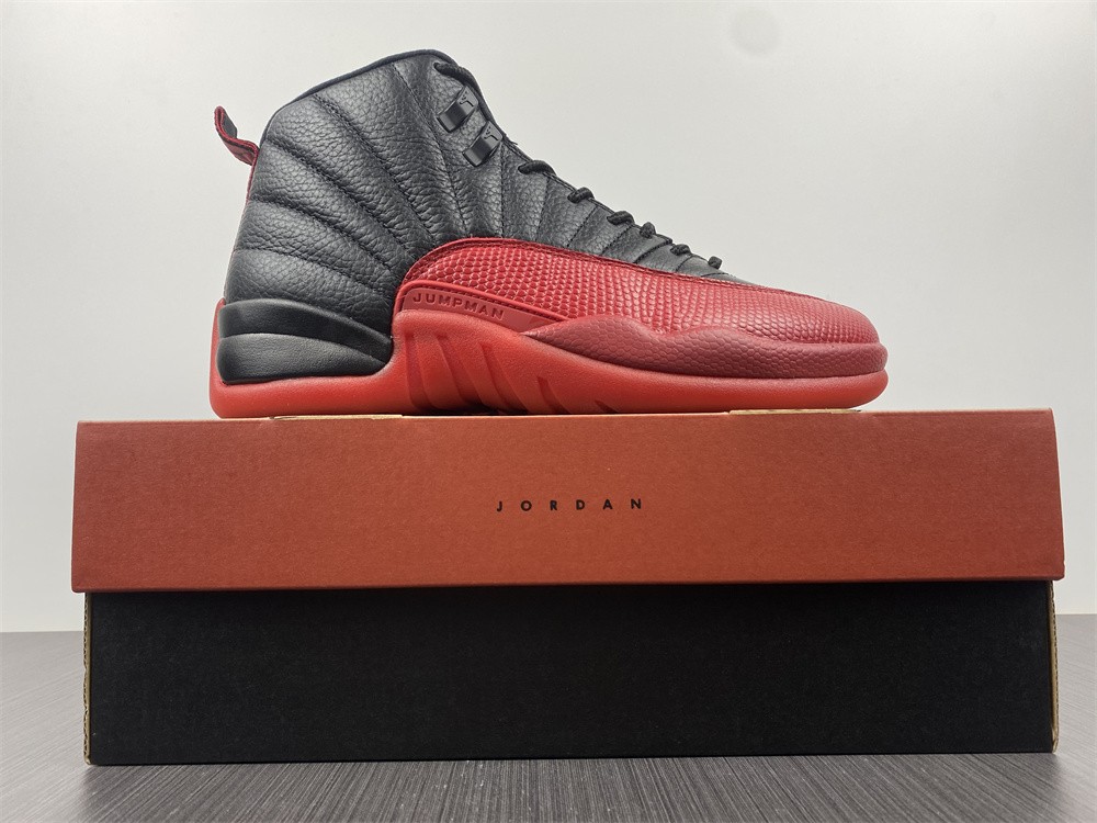 Air Jordan 12 Retro Flu Game (2016) 130690-002