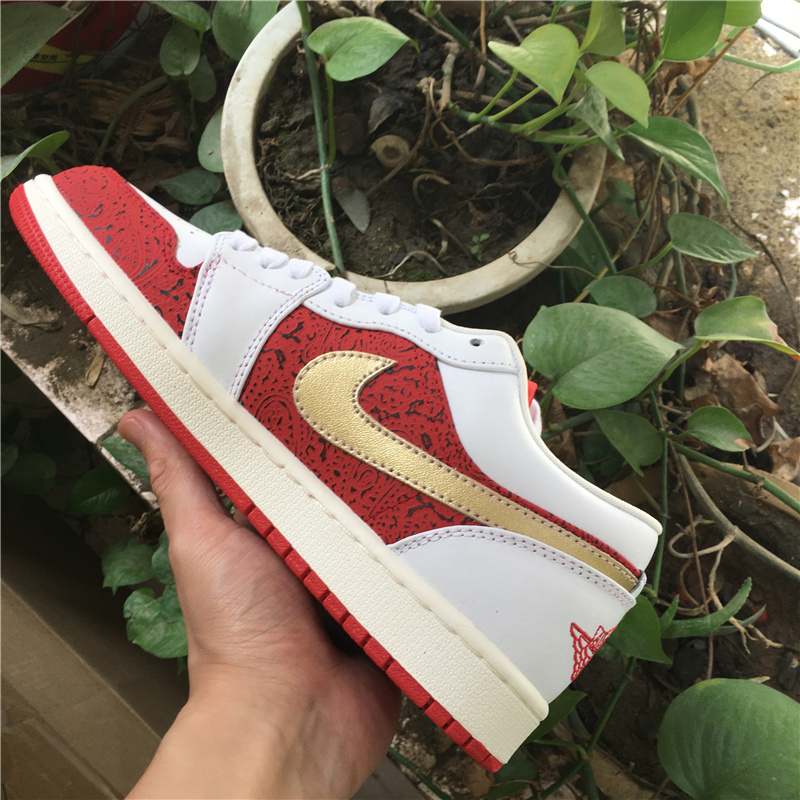 Air Jordan 1 Low Spades DJ5185-100
