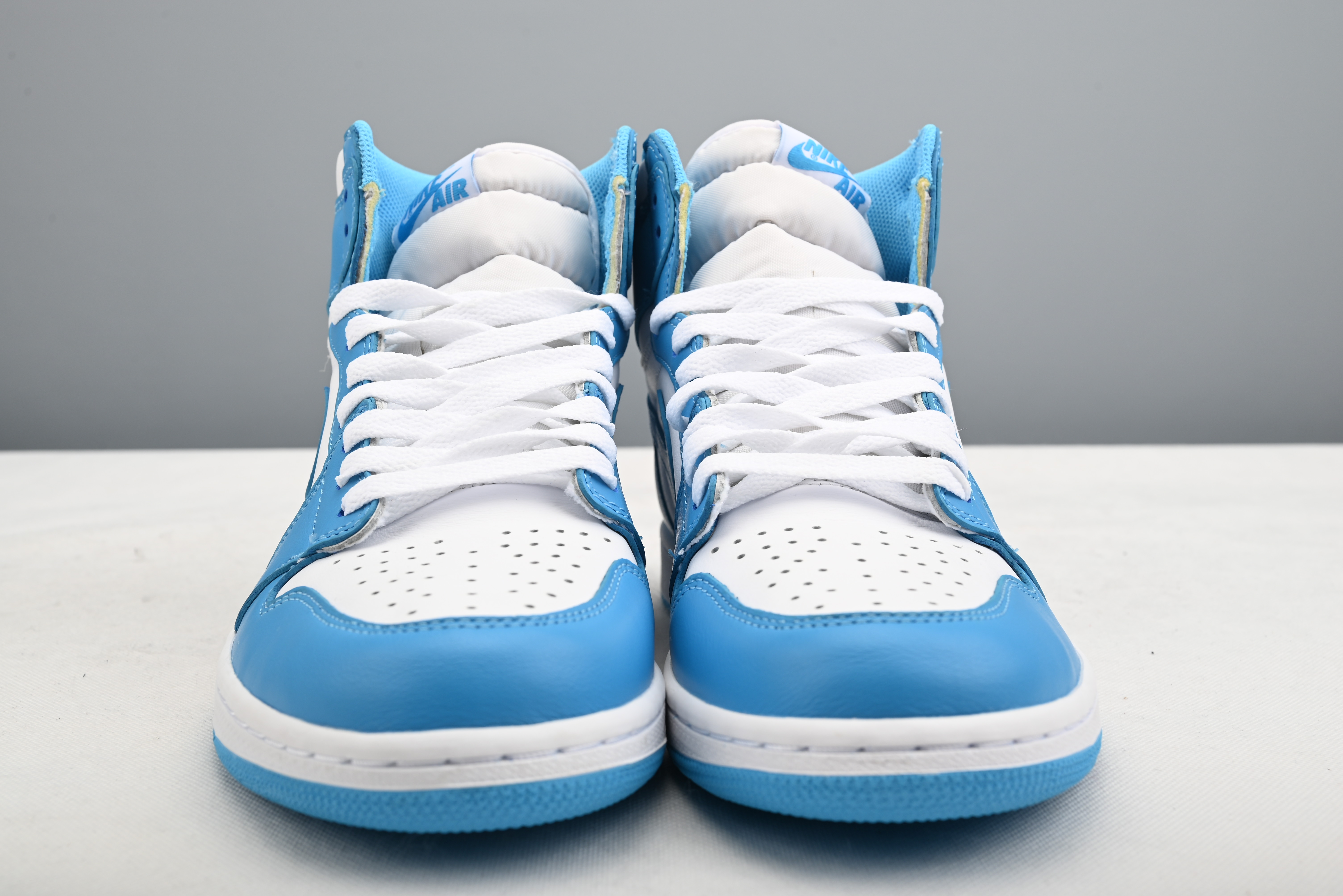 Jordan 1 Retro UNC 555088-117