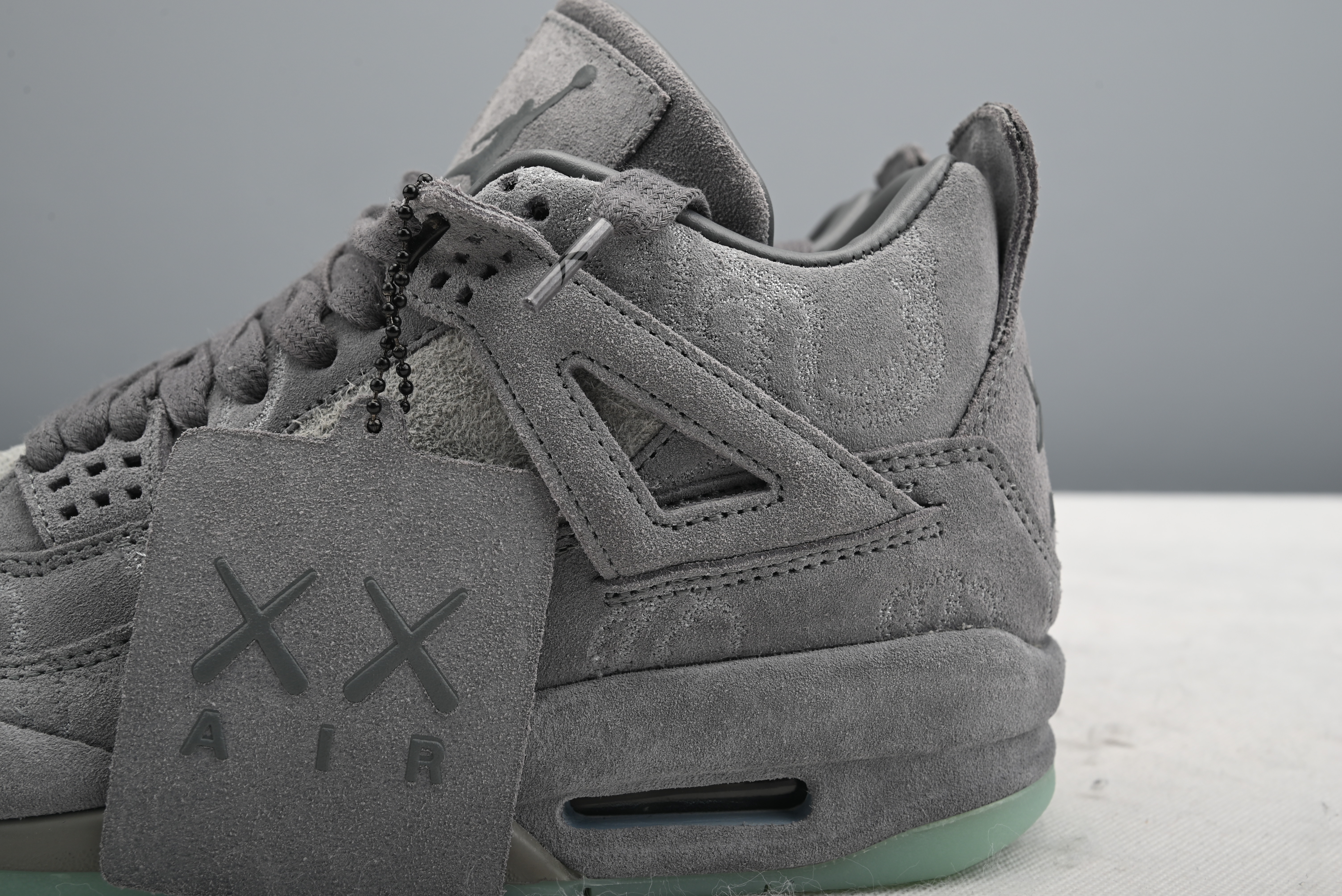 Jordan 4 Retro Kaws 930155-003