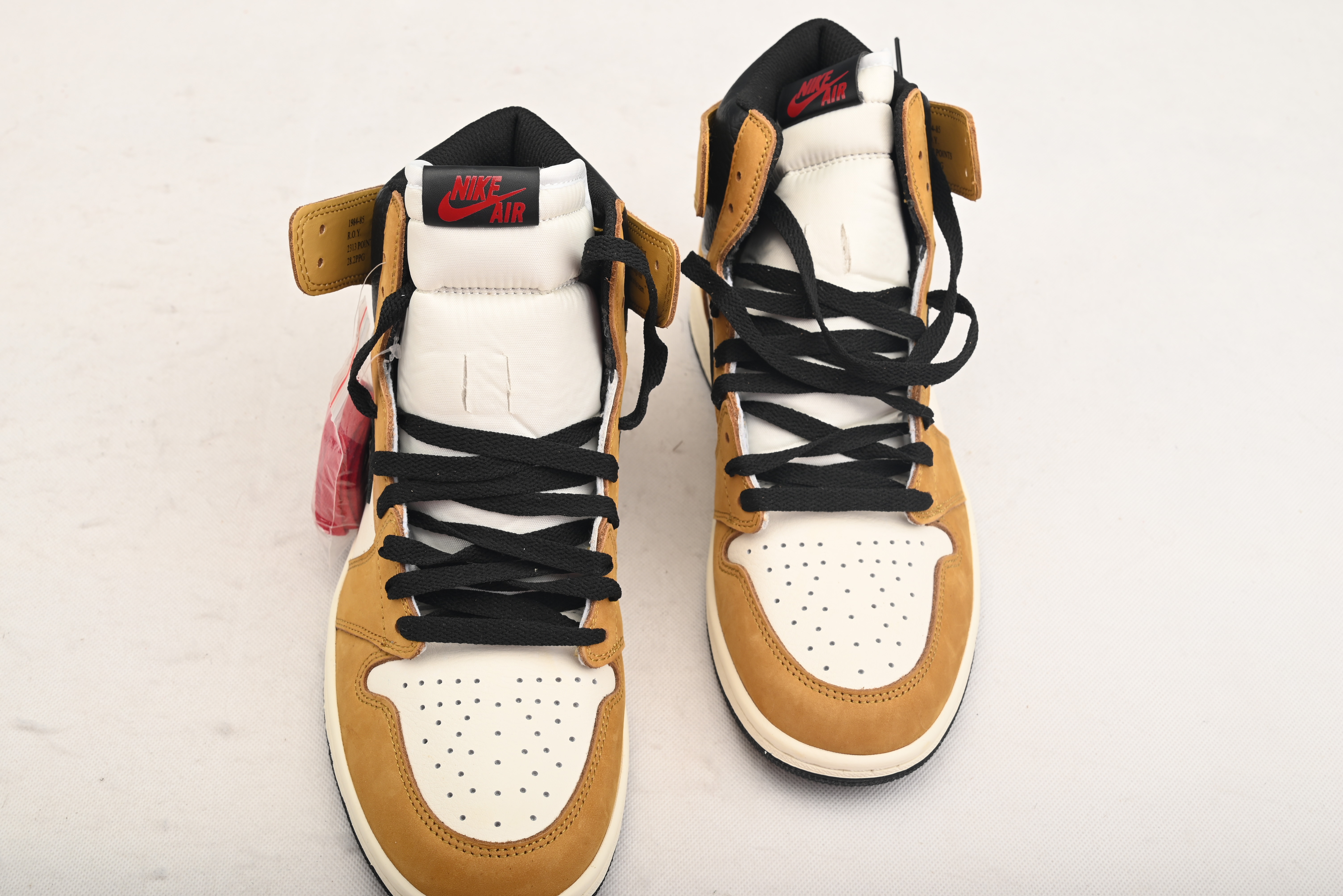 Jordan 1 Retro High Rookie of the Year  555088-700