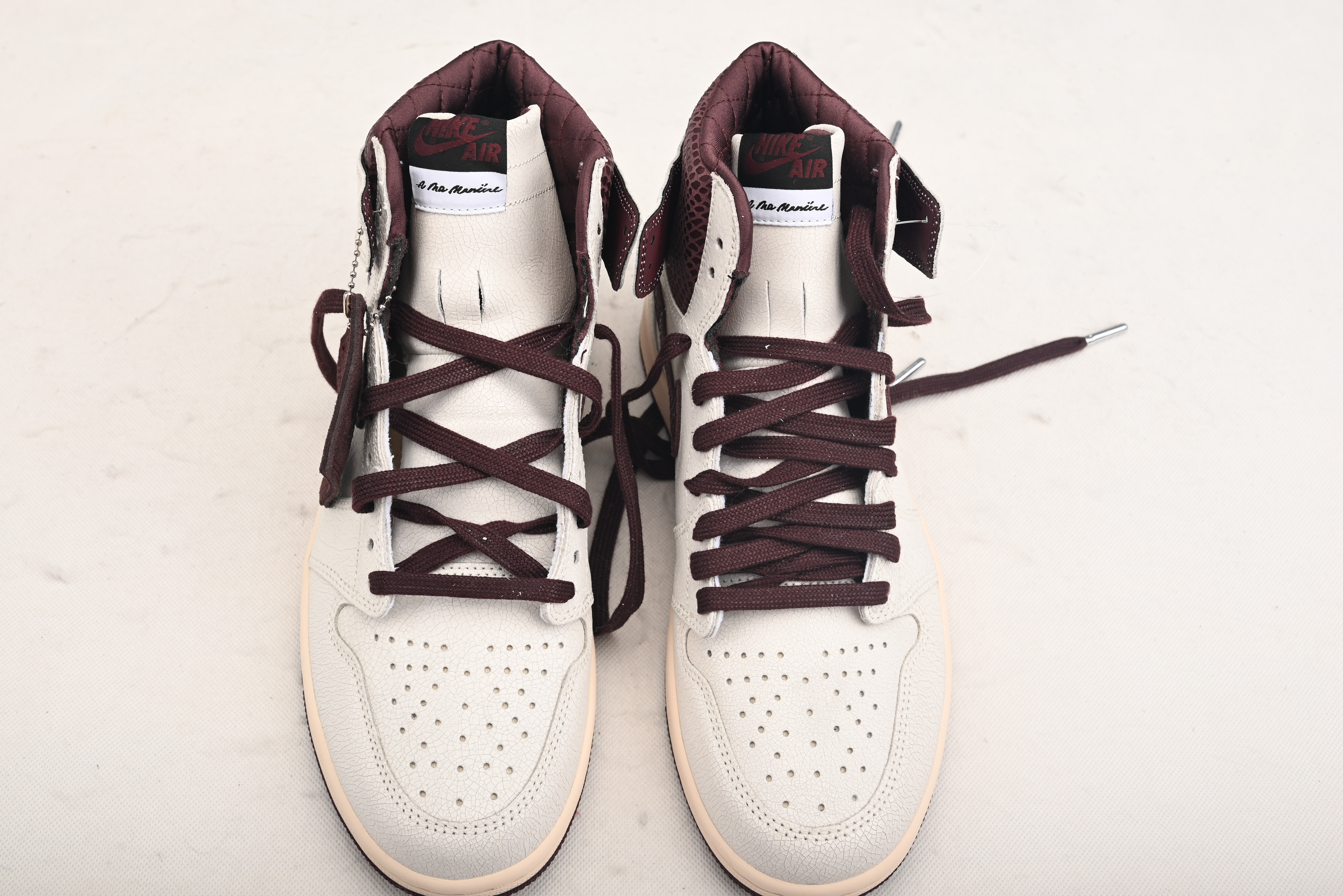 Jordan 1 Retro High OG A Ma Maniére  DO7097-100