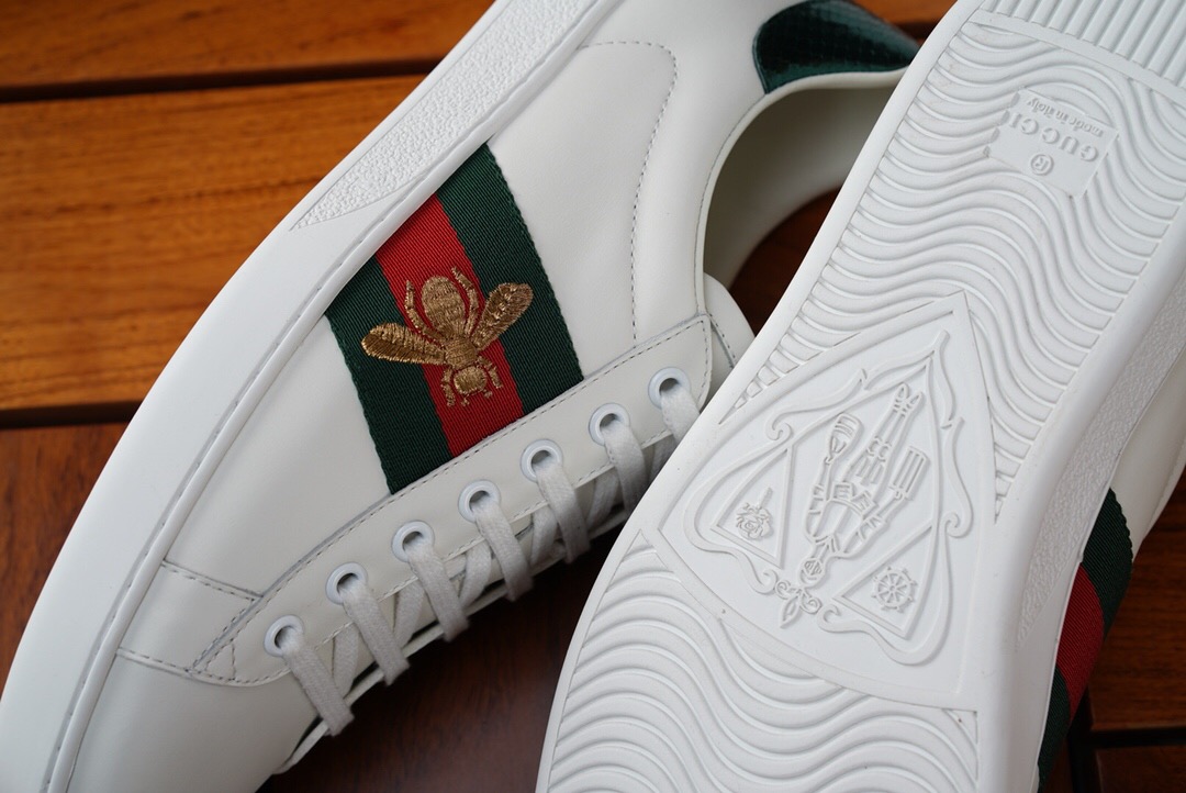 Guccii1 Ace Embroidered Bee  ‎429446 02JP0 9064